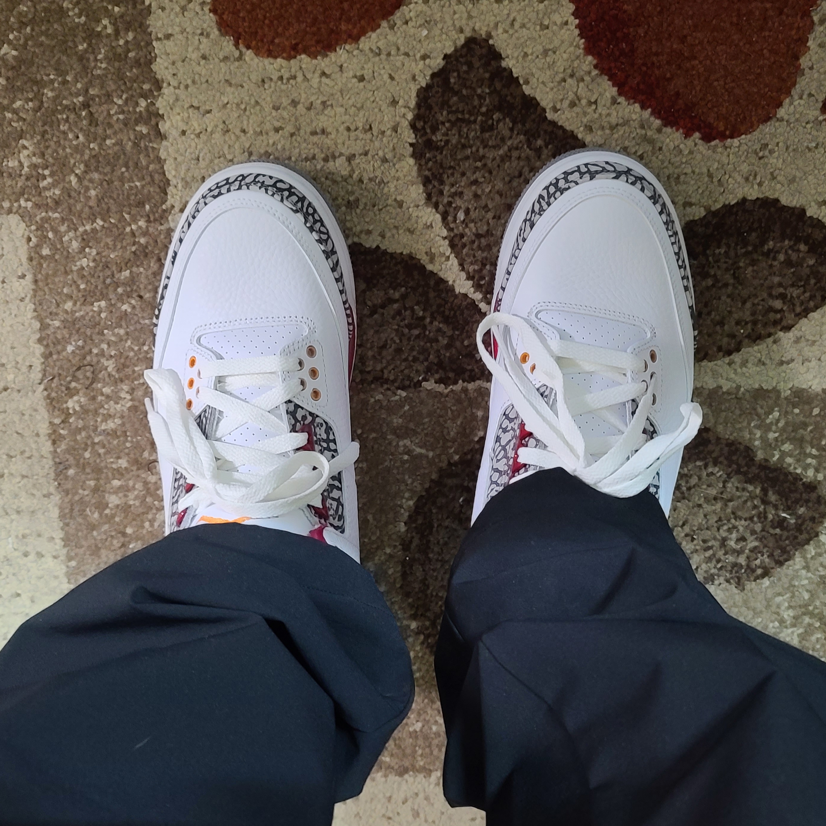 Jordan 3 Retro Cardinal Red 착용 스타일 - 2