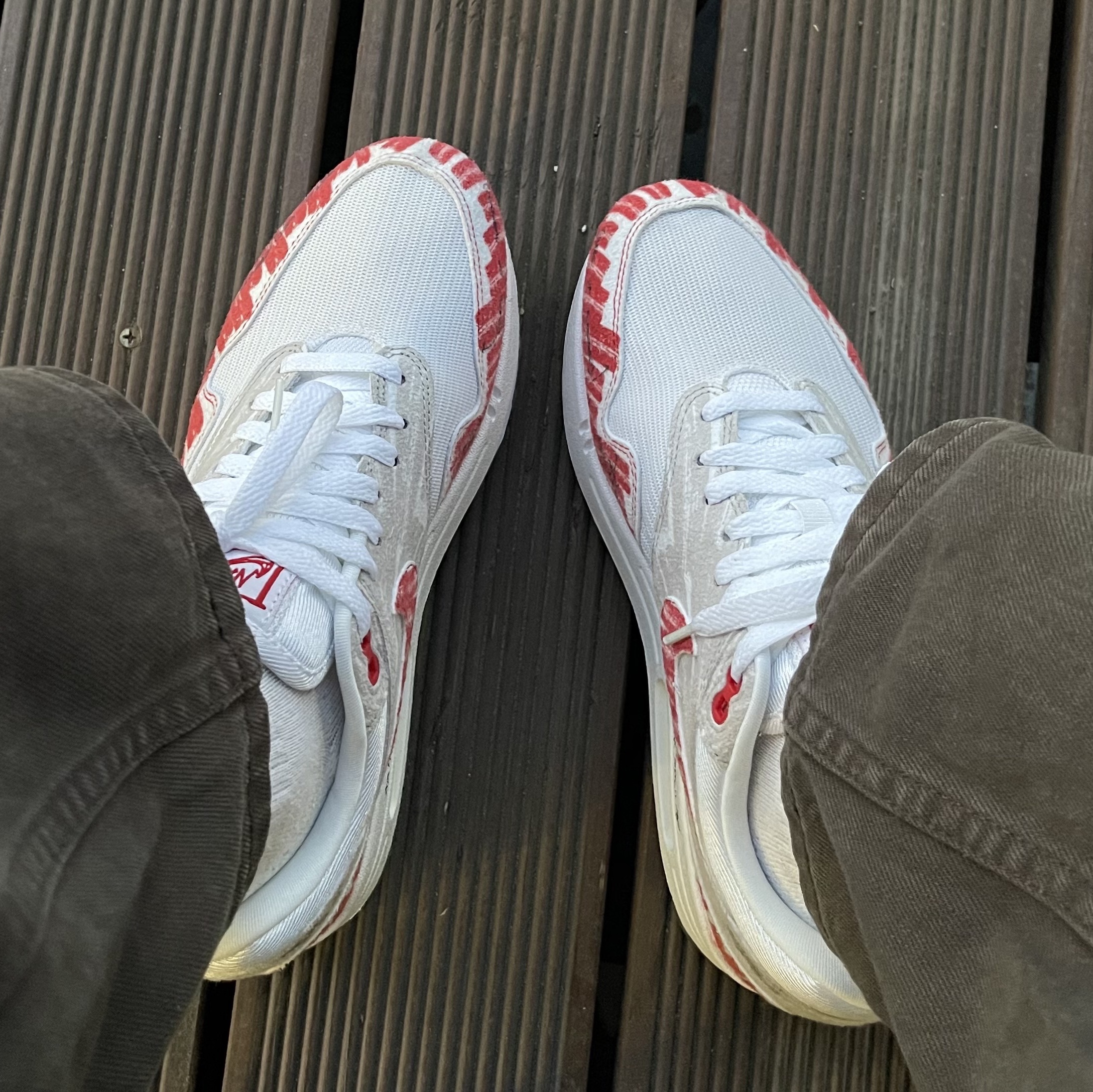 Nike Air Max 1 Tinker Sketch to Shelf 착용 스타일