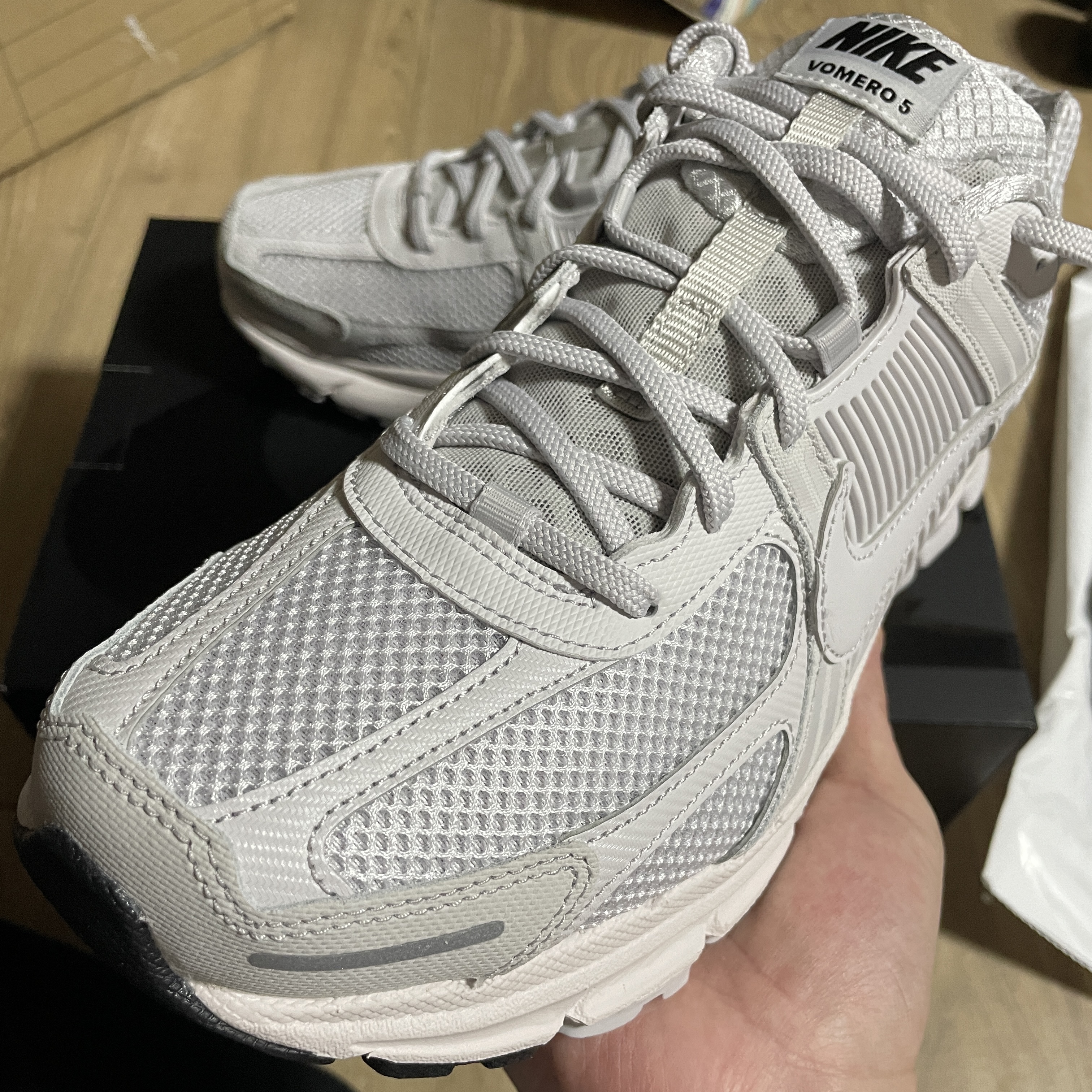 Nike Zoom Vomero 5 SP Vast Grey 2023 착용 스타일 - 5