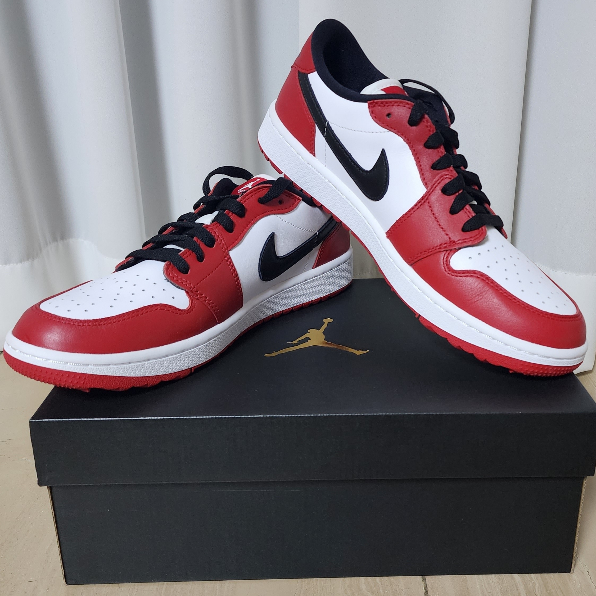 Jordan 1 Low Golf Chicago 착용 스타일 - 3