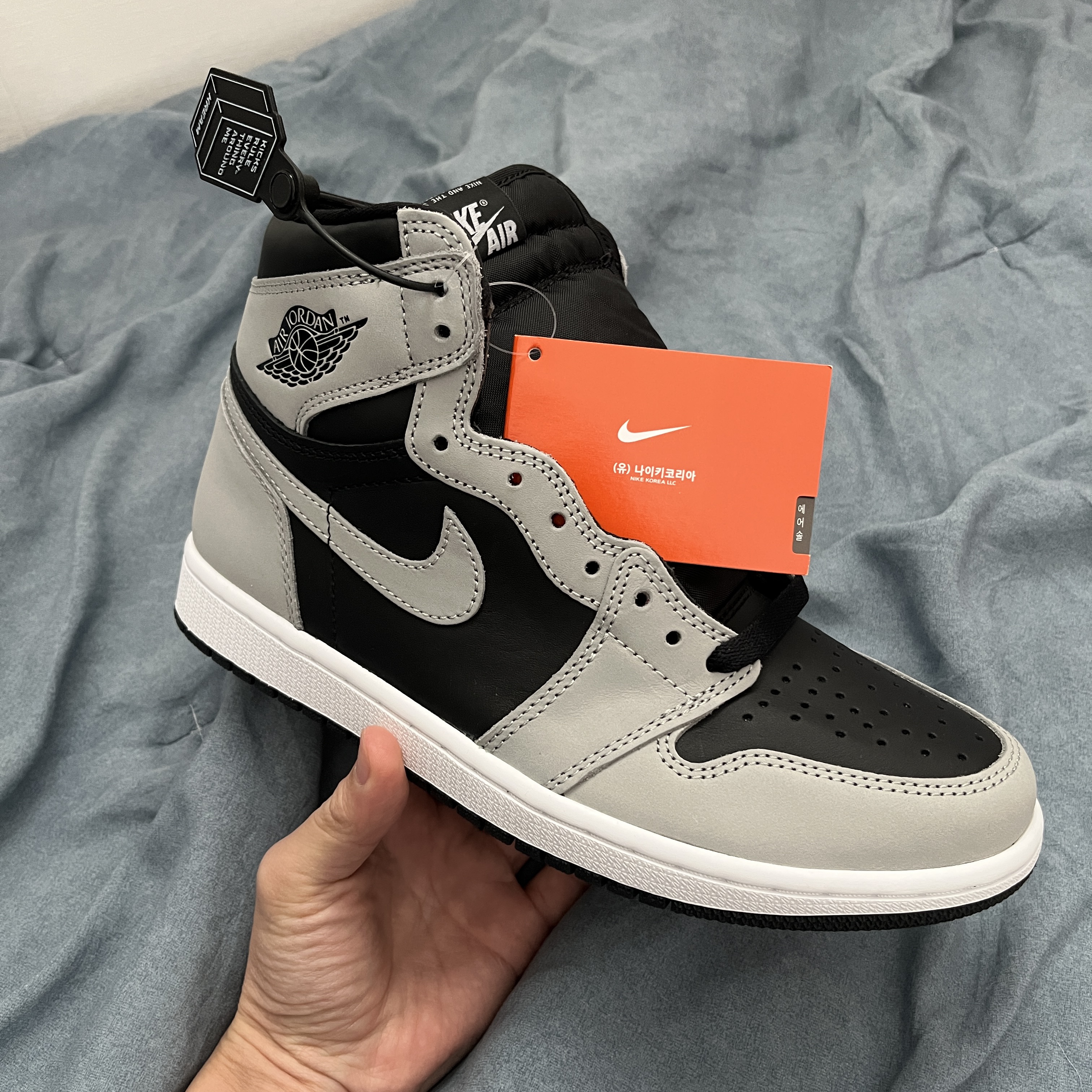 Jordan 1 Retro High OG Shadow 2.0 착용 스타일 - 2