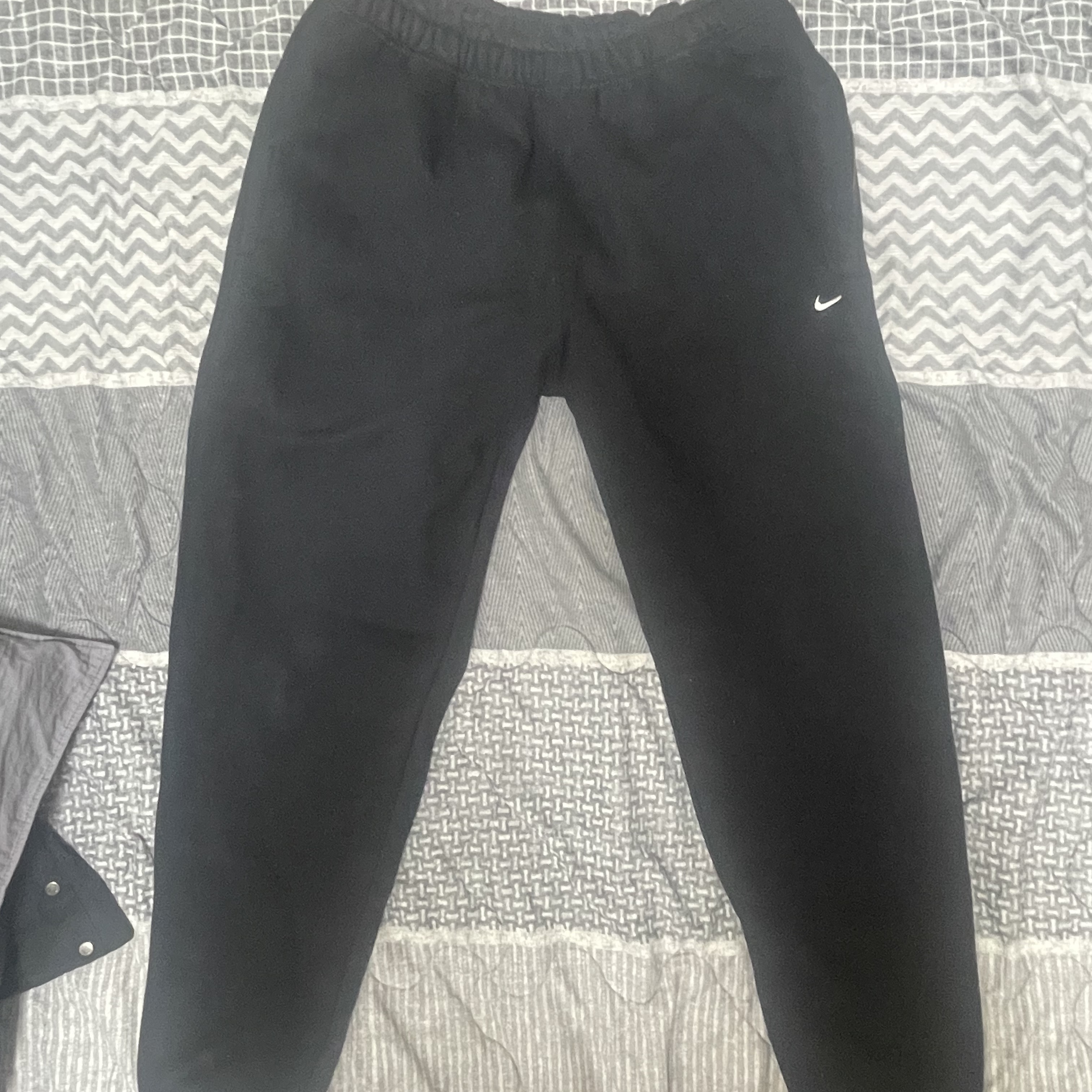 Nike NRG Solo Swoosh Fleece Pants Black White - Asia 착용 스타일