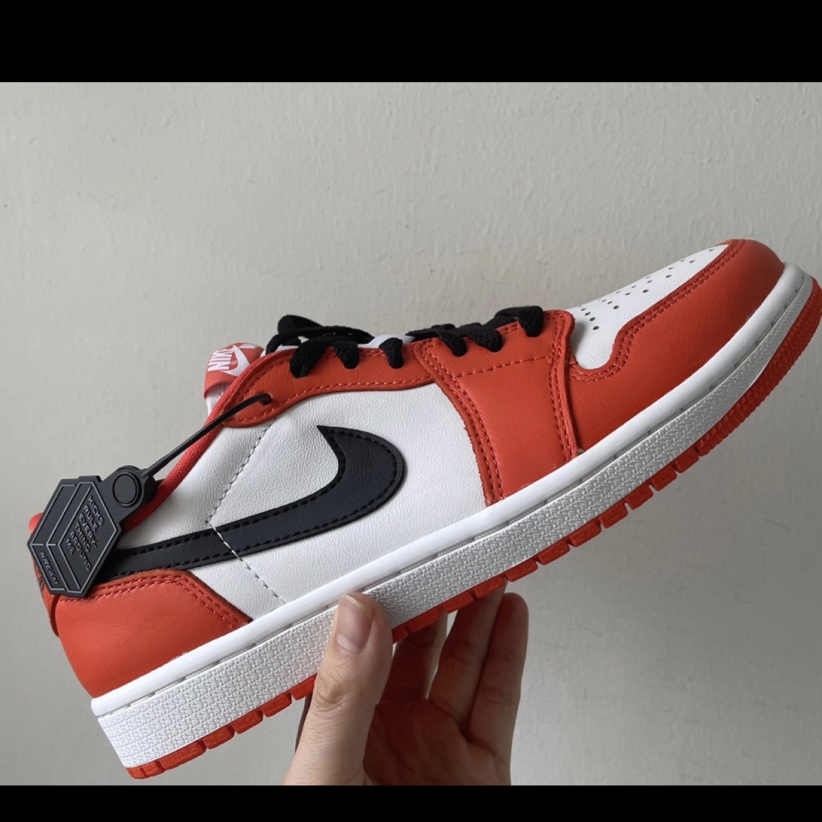 Jordan 1 Low OG Starfish 착용 스타일