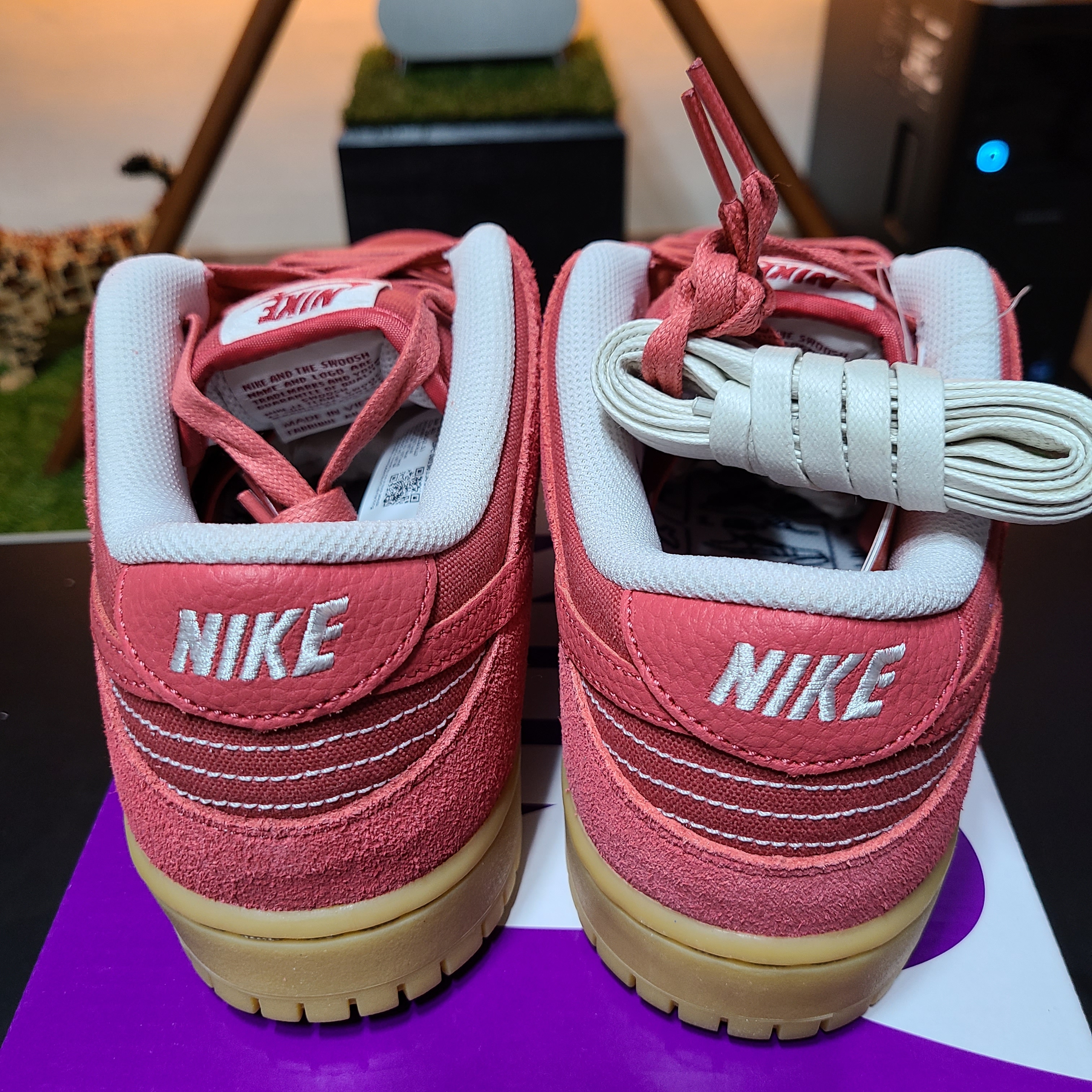 Nike SB Dunk Low Adobe 착용 스타일 - 3