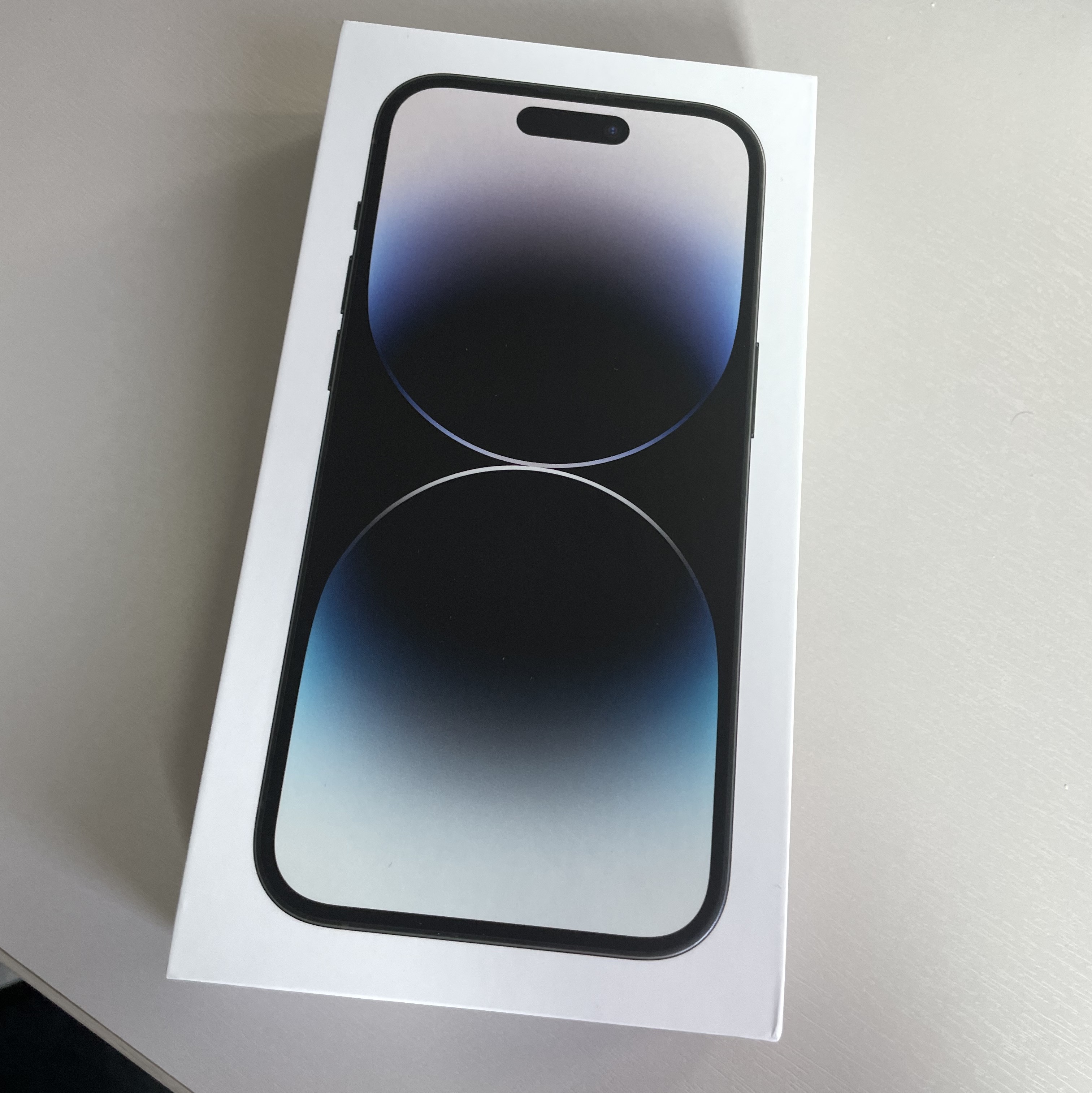 Apple iPhone 14 Pro 128GB Space Black (Korean Ver.) 착용 스타일