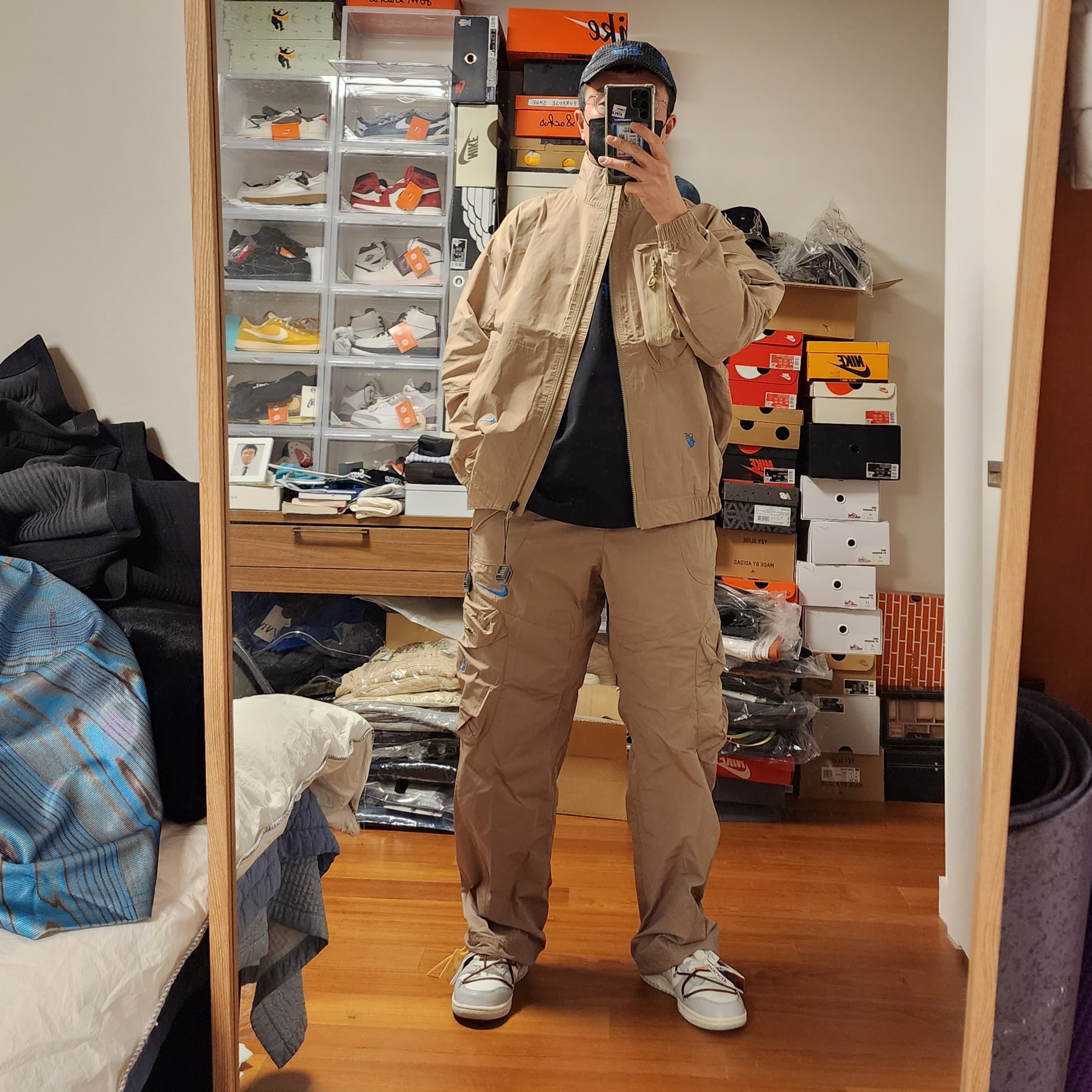 Nike x Off-White NRG Track Suit Khaki - Asia, Nike x Off-White Dunk Low The 50 - Lot 46 착용 스타일 - 2