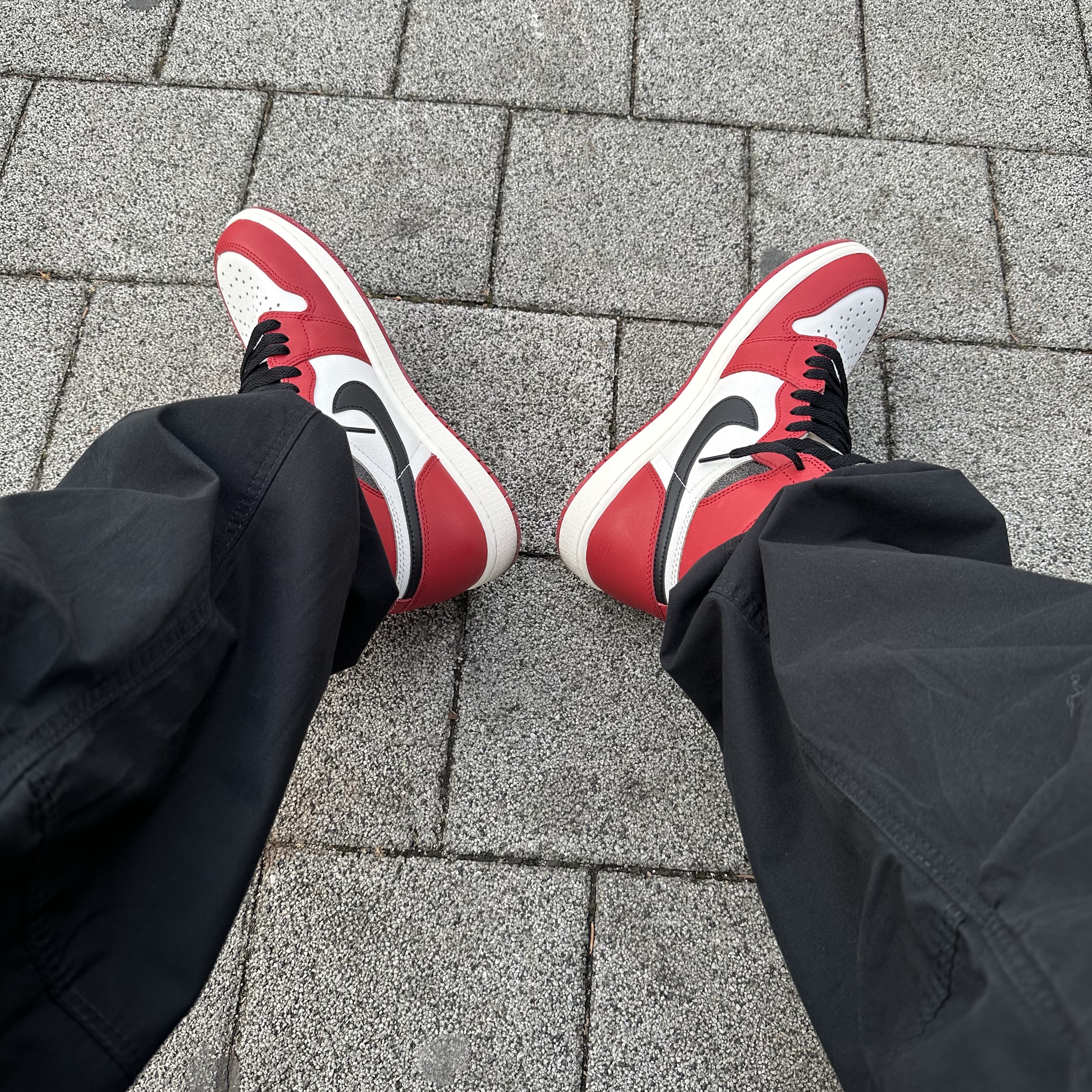 Jordan 1 Retro High OG Chicago 2022 착용 스타일 - 3