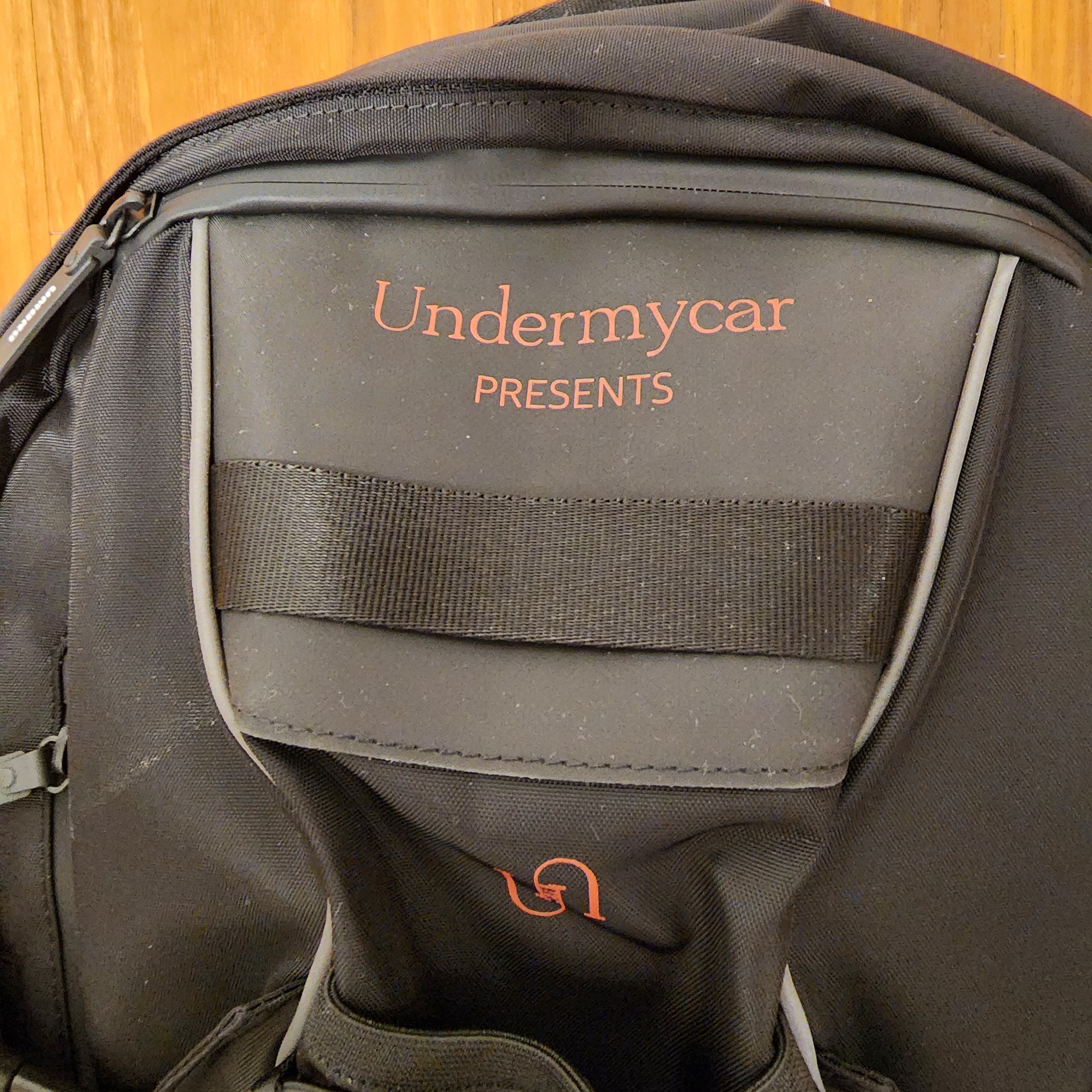 Undermycar x Umbro 2Way Backpack Black 착용 스타일 - 4