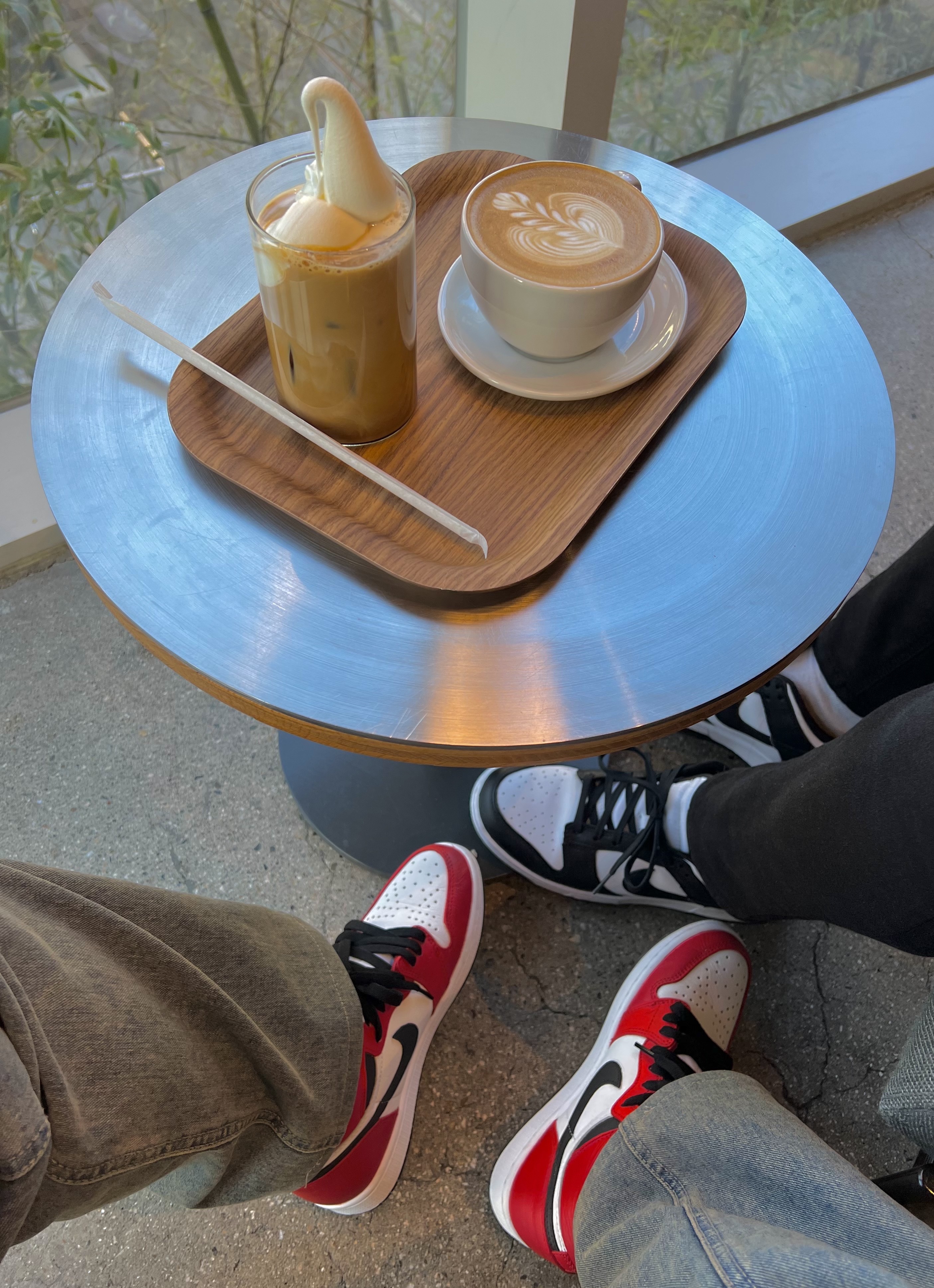 Jordan 1 Retro High OG Chicago 2022, (GS) Jordan 1 Retro High OG Chicago 2022 착용 스타일 - 1