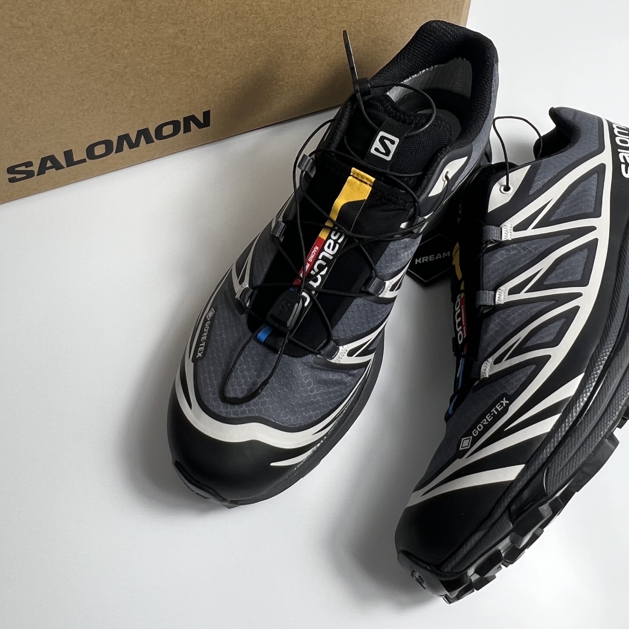 Salomon XT-6 Gore-Tex Black Ebony 착용 스타일 - 2