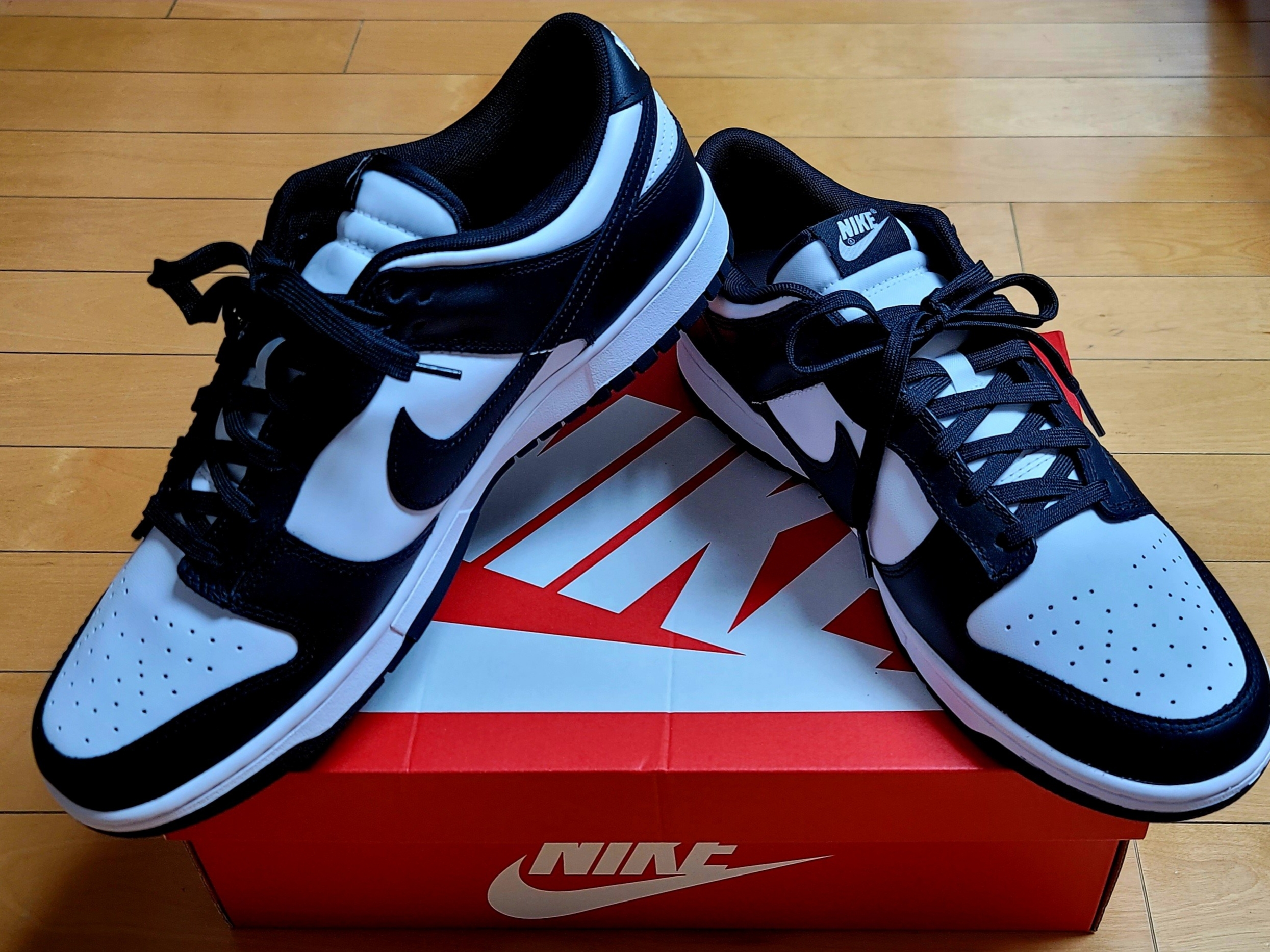 Nike Dunk Low Retro Black 착용 스타일 - 2