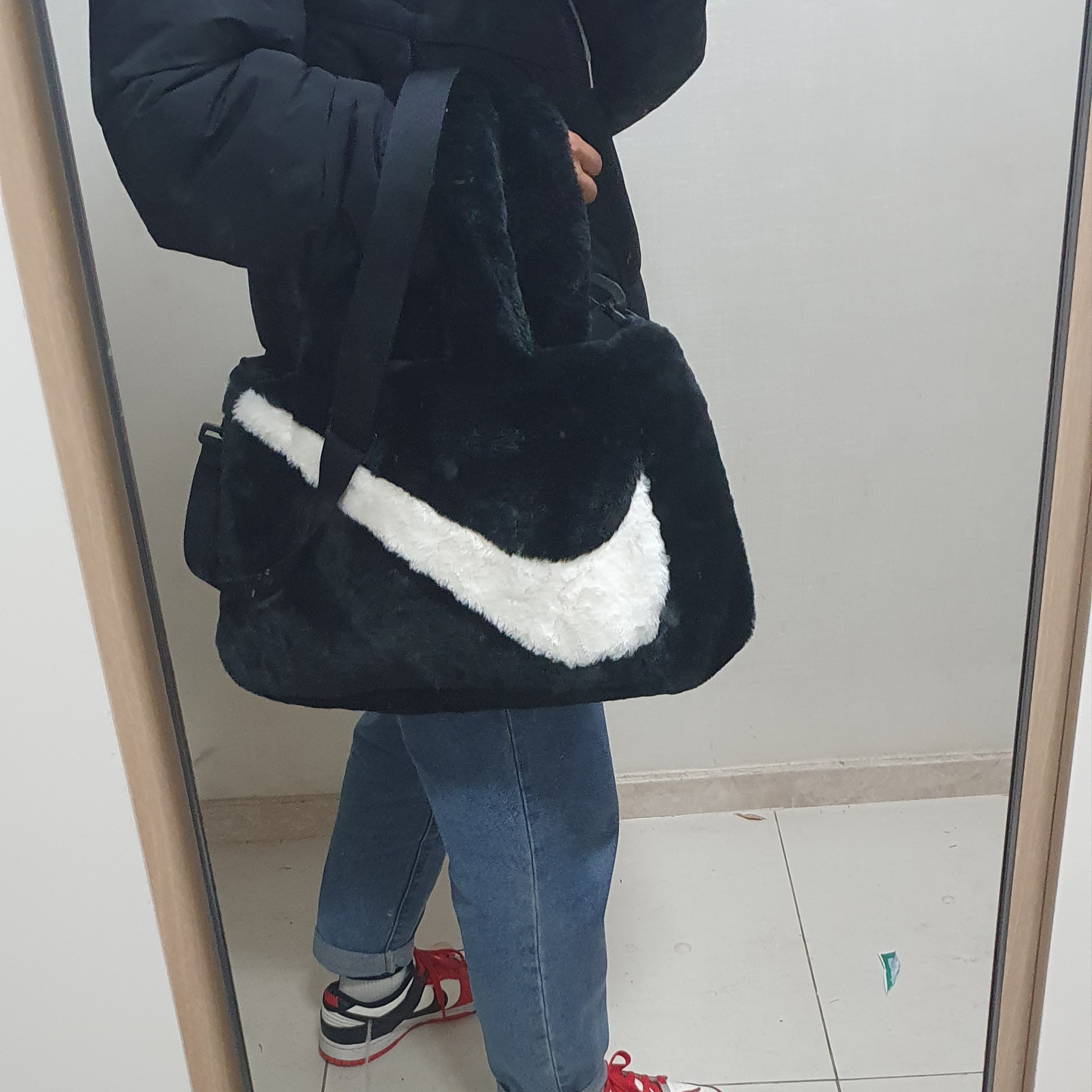 Nike NSW Faux Fur Tote Bag Black ์ฐฉ์ฉ ์คํ์ผ - 3
