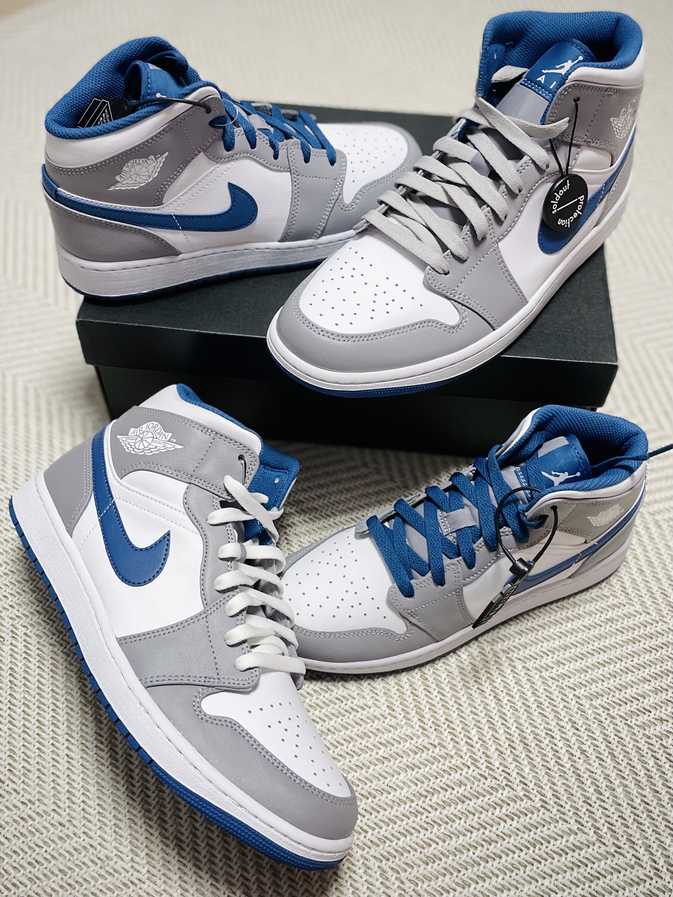 Jordan 1 Mid Cement Grey True Blue, (GS) Jordan 1 Mid Cement Grey True Blue 착용 스타일