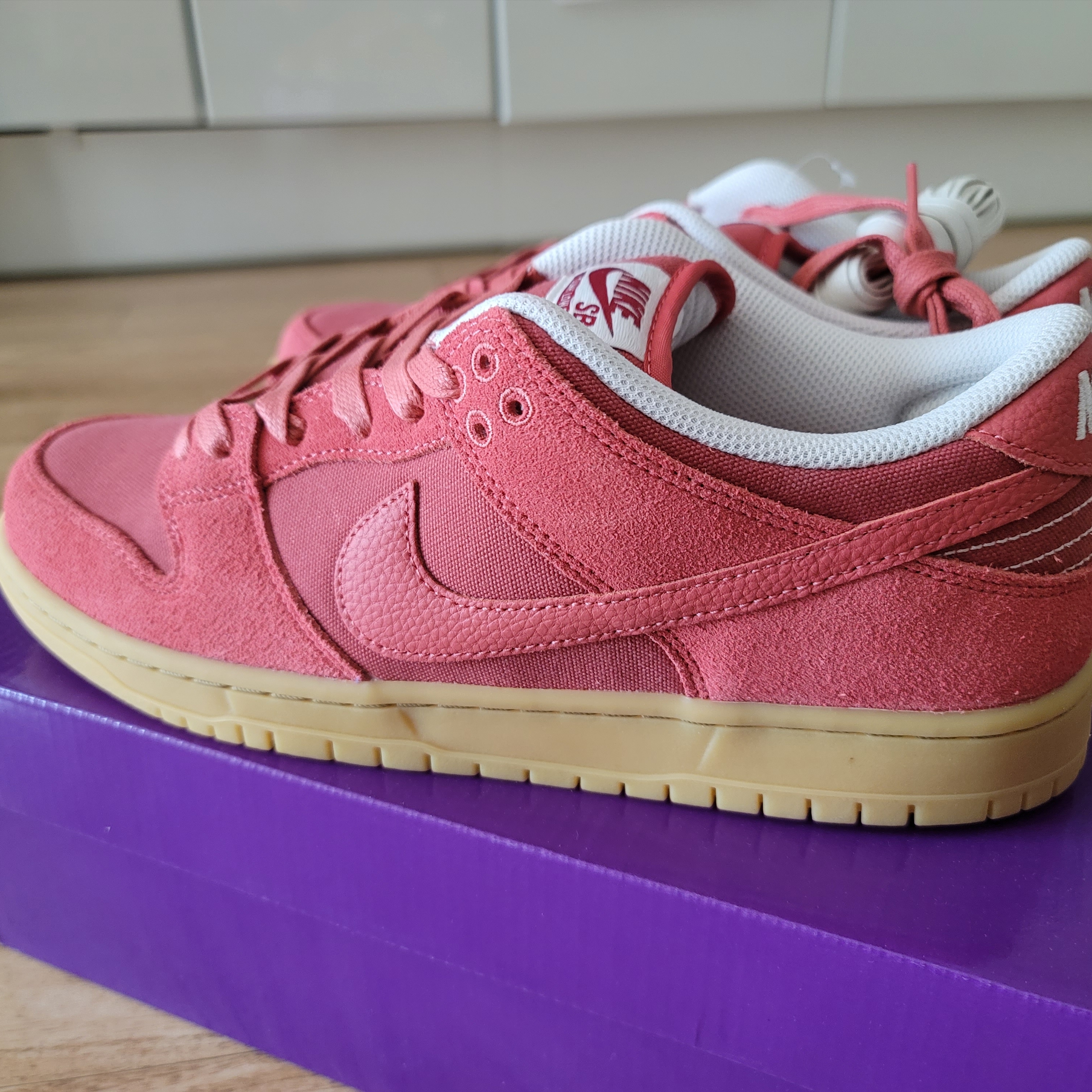 Nike SB Dunk Low Adobe 착용 스타일 - 3
