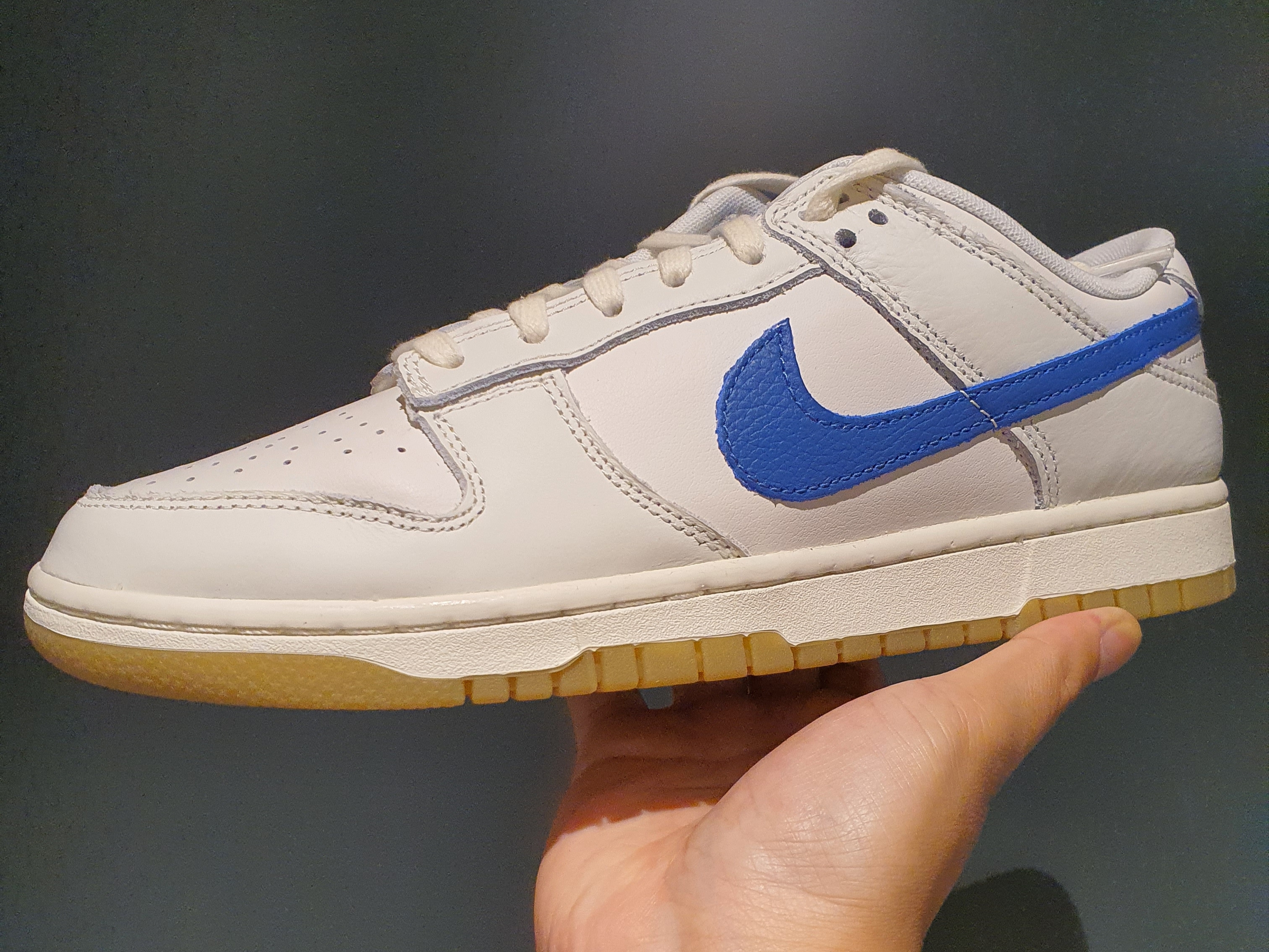 Nike Dunk Low SE Sail Dark Marina Blue 착용 스타일