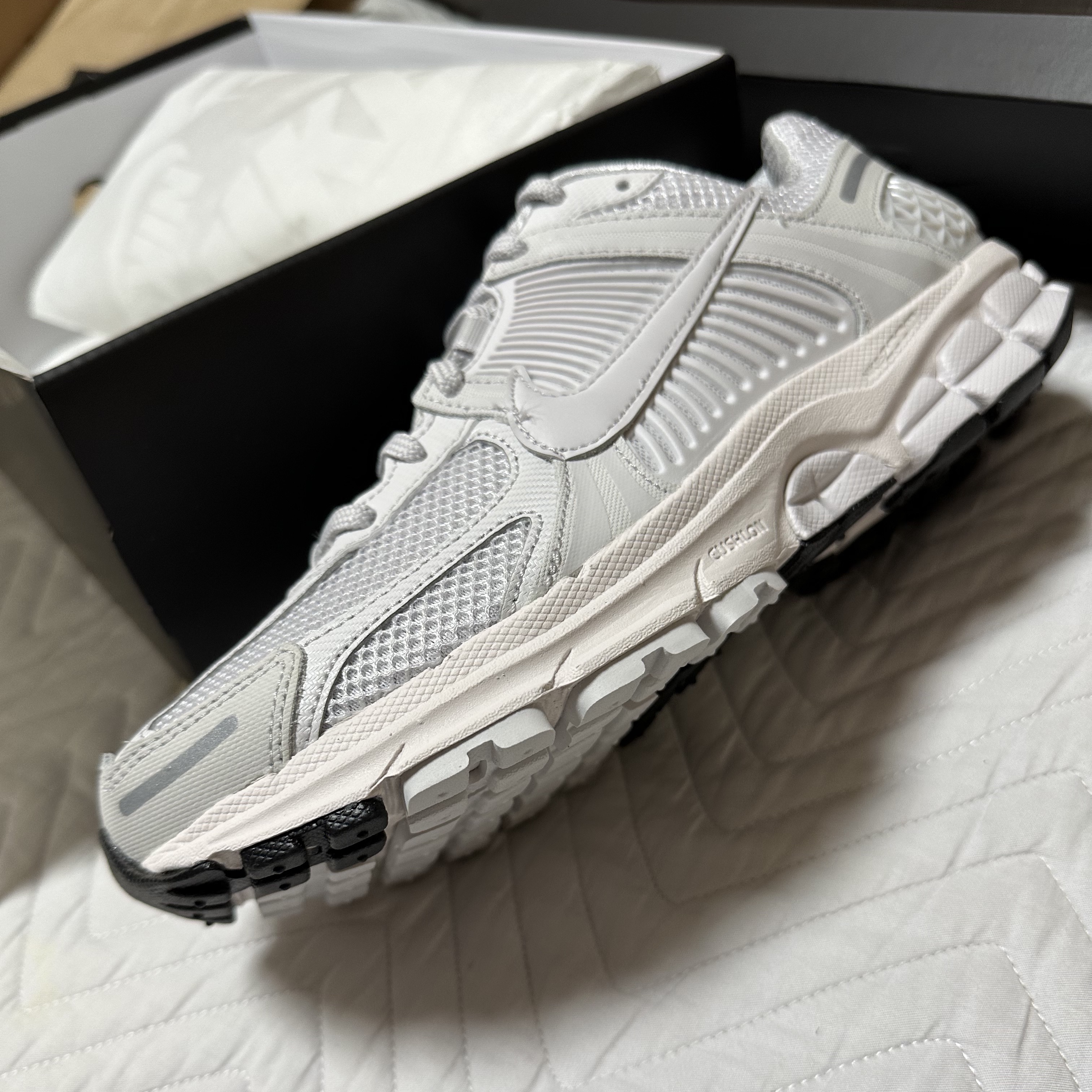 Nike Zoom Vomero 5 SP Vast Grey 2023 착용 스타일 - 3