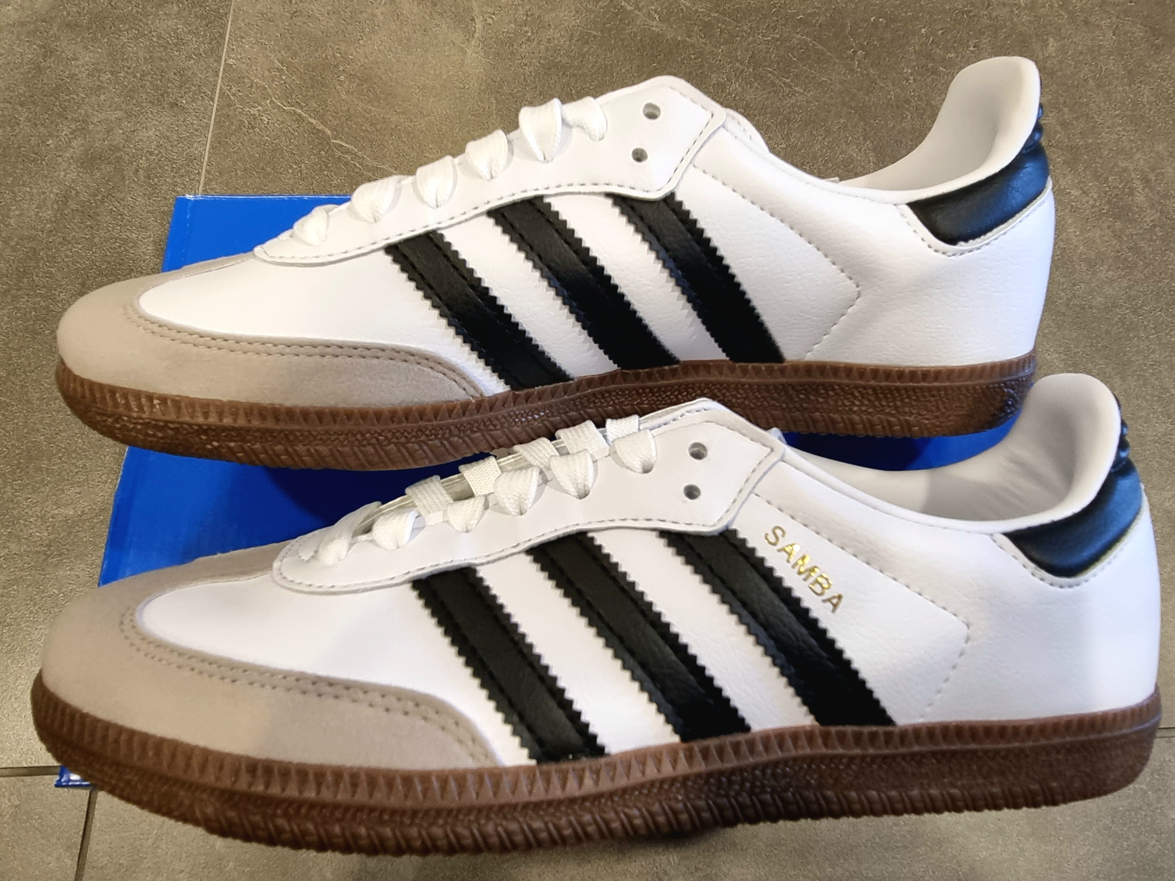 Adidas Samba Vegan White Black 착용 스타일 - 2