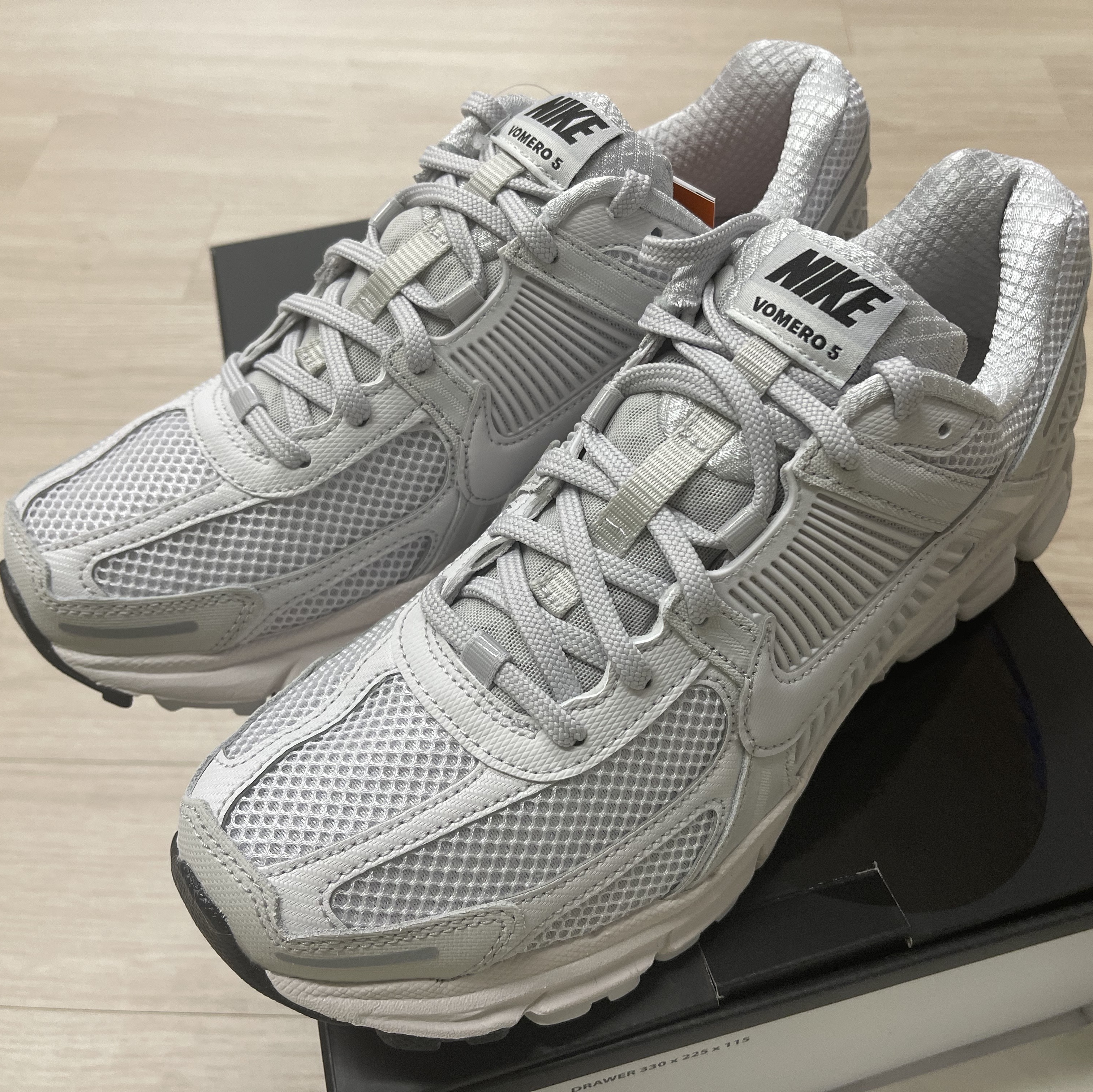 Nike Zoom Vomero 5 SP Vast Grey 2023 착용 스타일