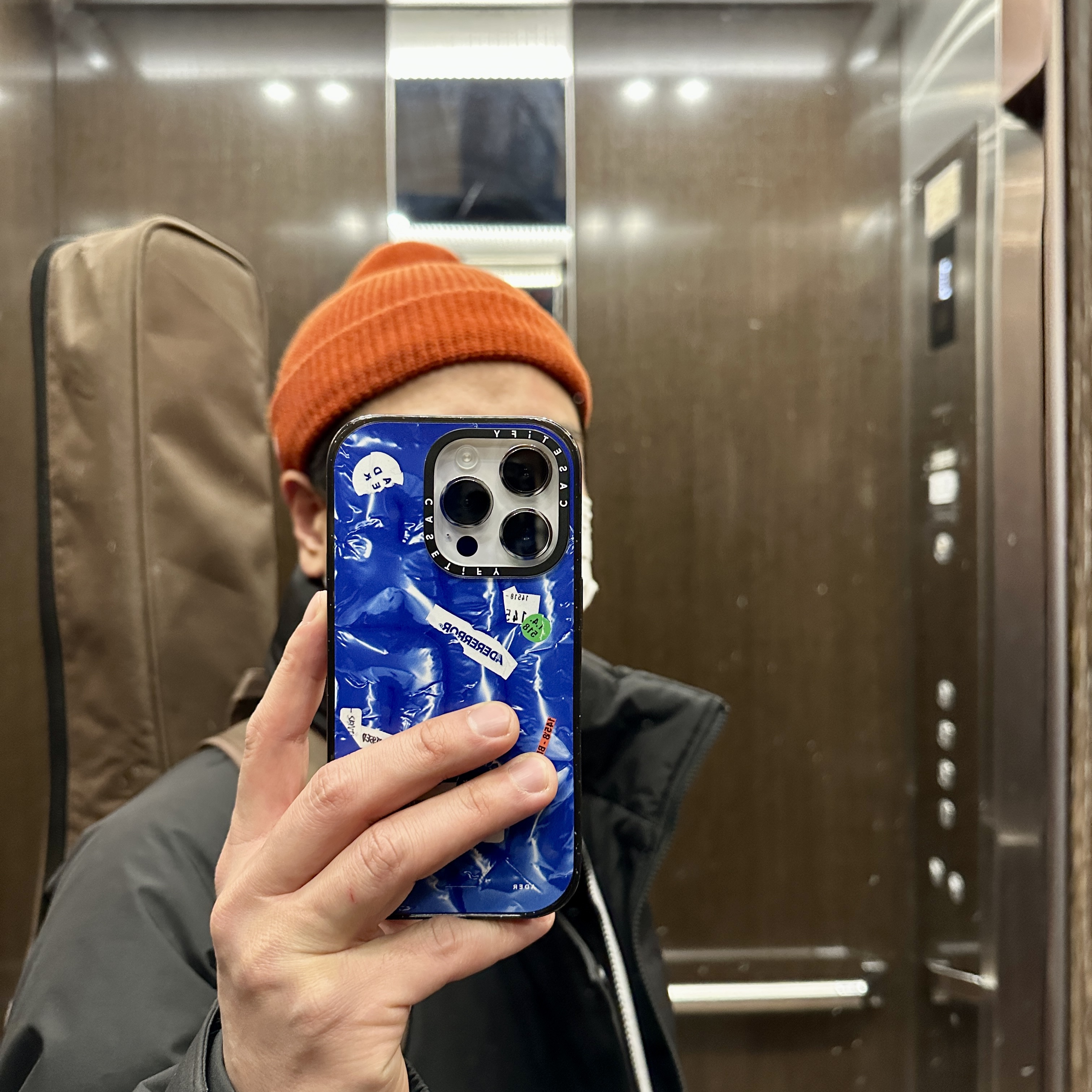 Casetify x Ader Error iPhone Tube Magsafe Case Blue 착용 스타일