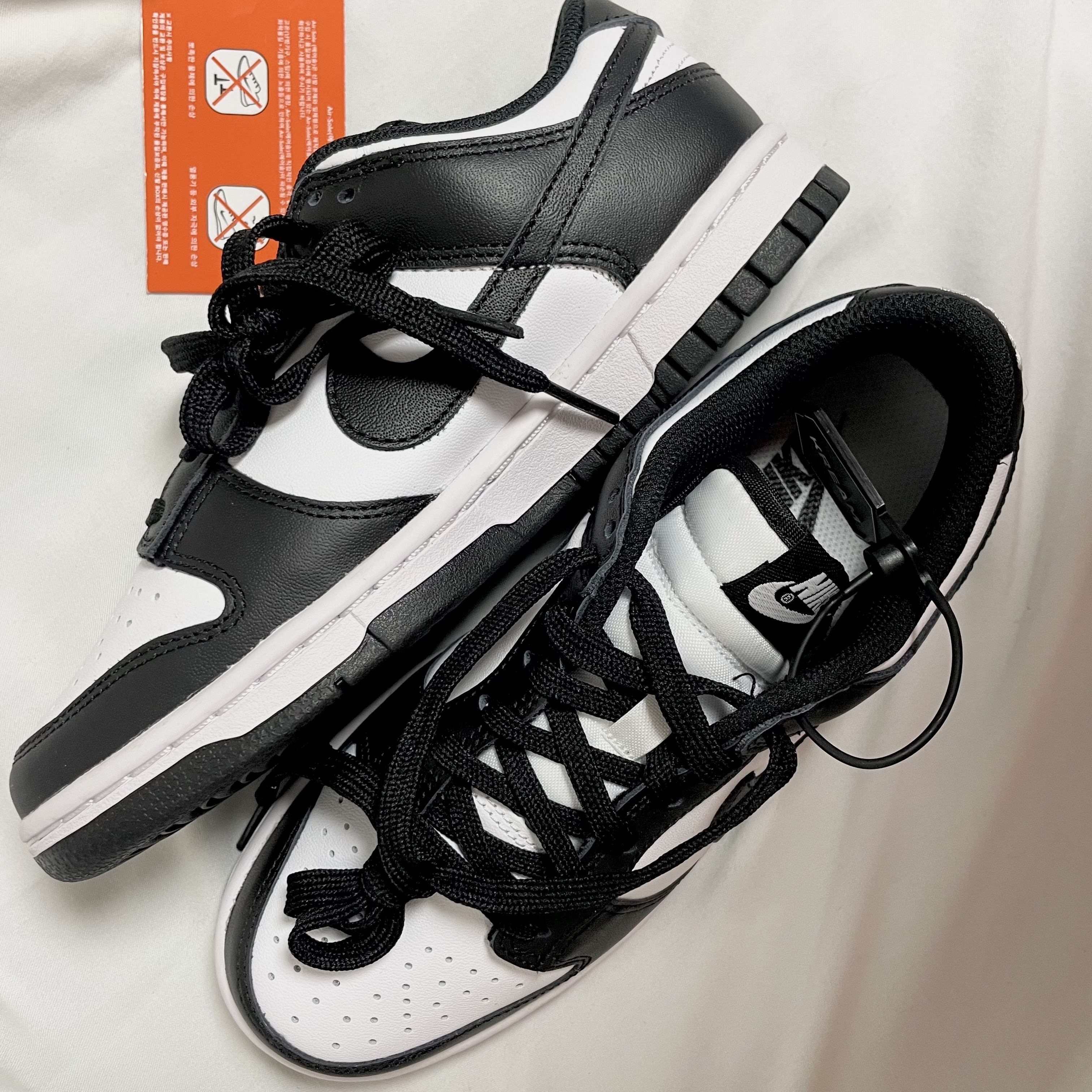 (W) Nike Dunk Low Black 착용 스타일