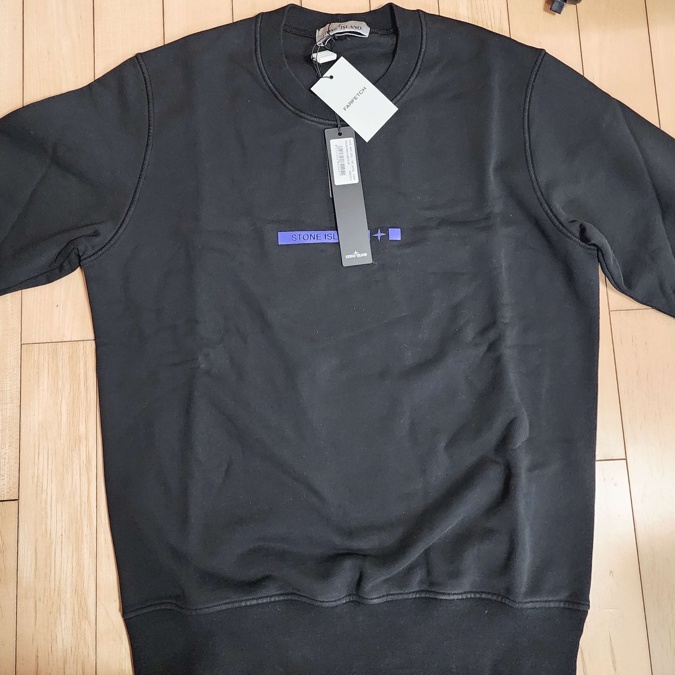 Stone Island 63085 Logo Print Cotton Sweatshirt Black - 22SS 착용 스타일 - 4