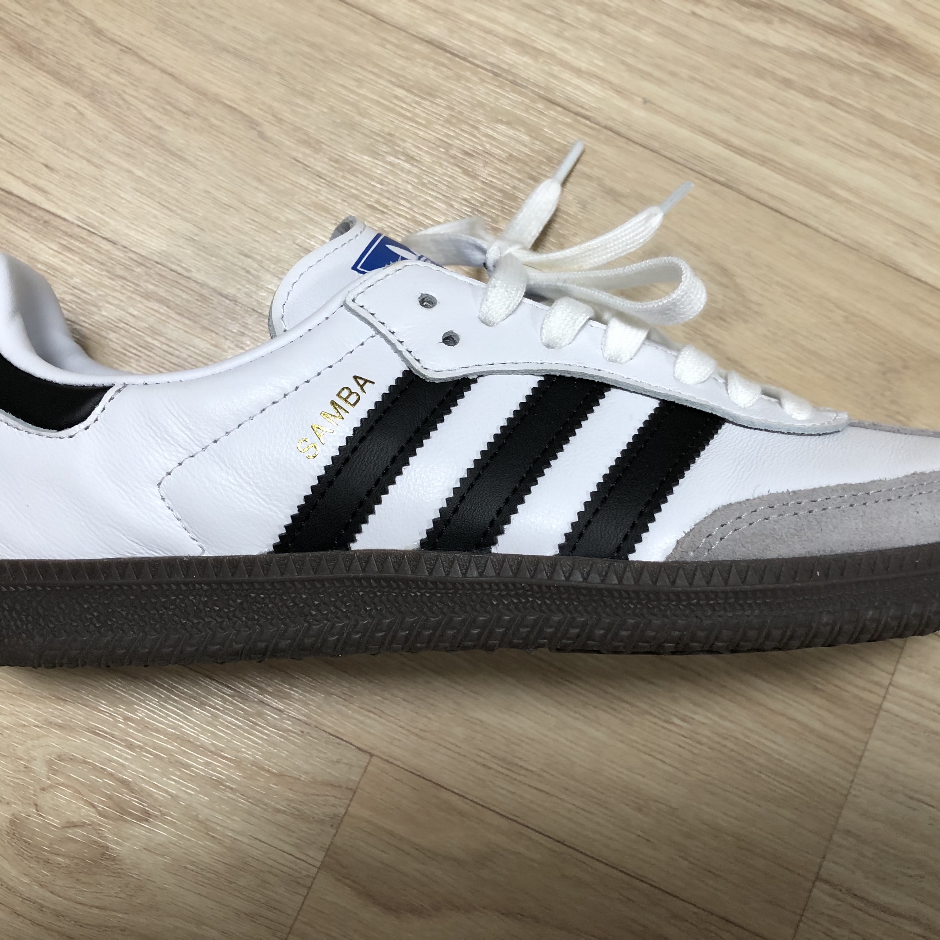 Adidas Samba OG Cloud White 착용 스타일