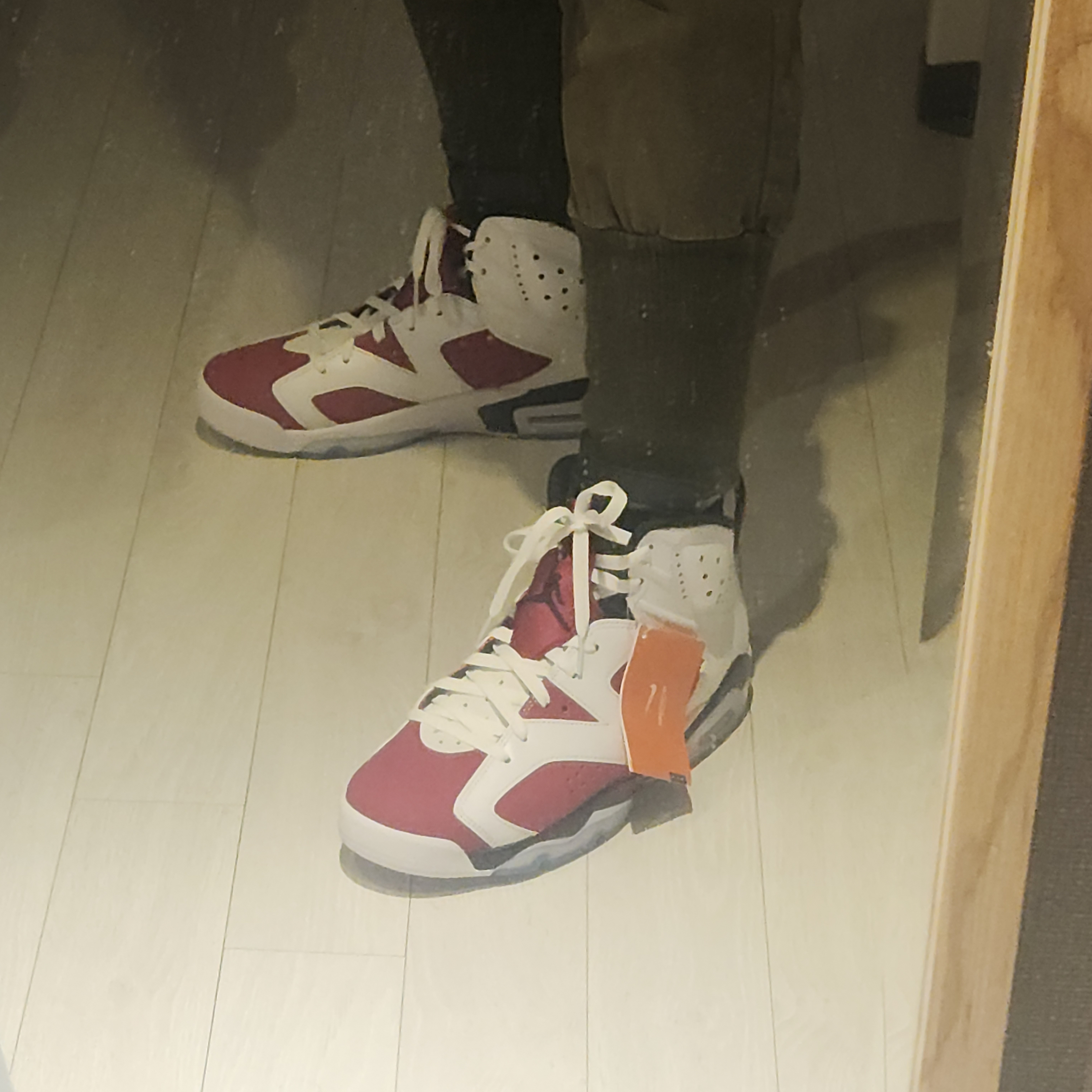 Jordan 6 Retro Carmine 2021 착용 스타일