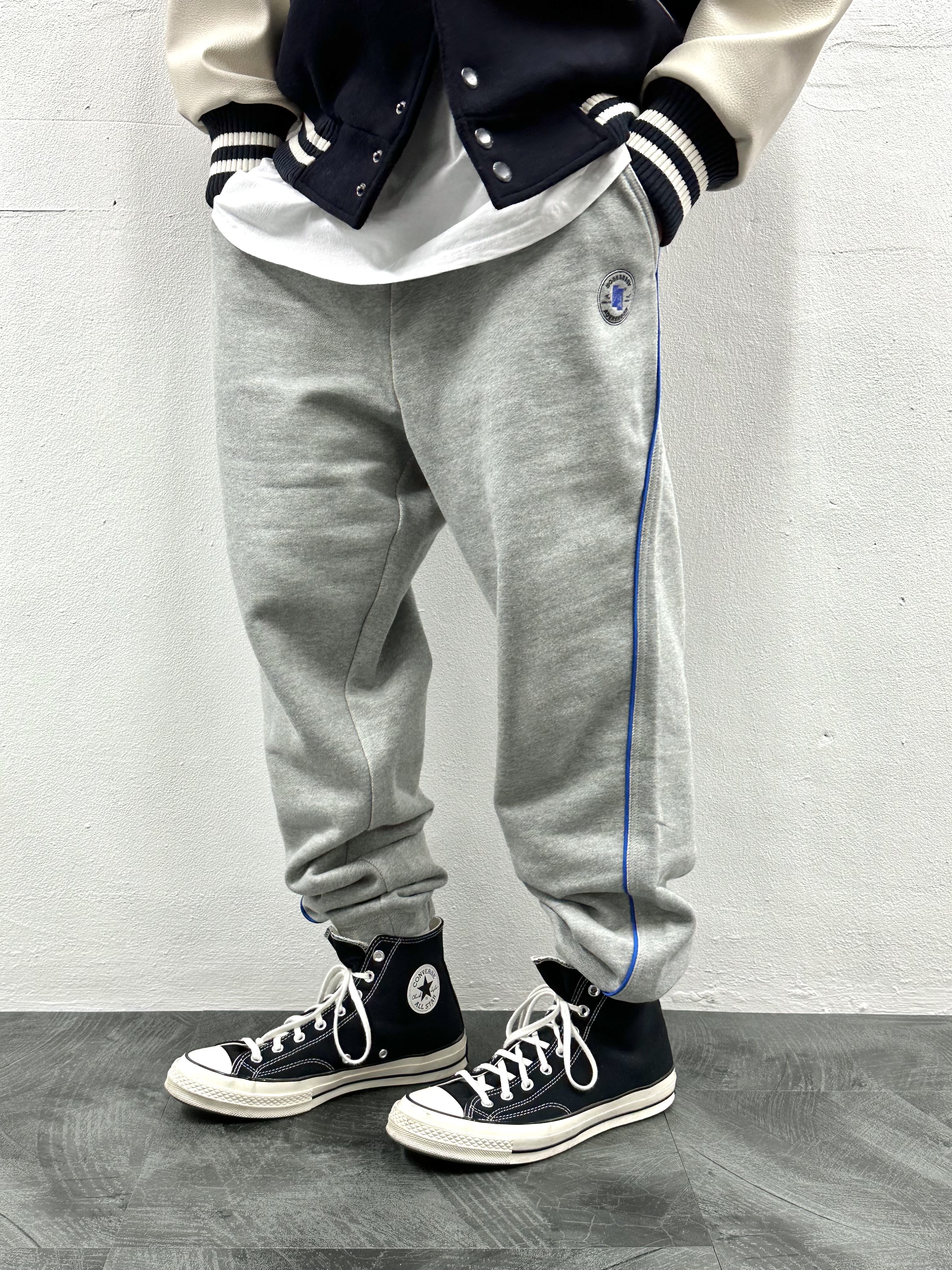 Converse x Ader Error Shapes Pants Vintage Grey Heather 착용 스타일