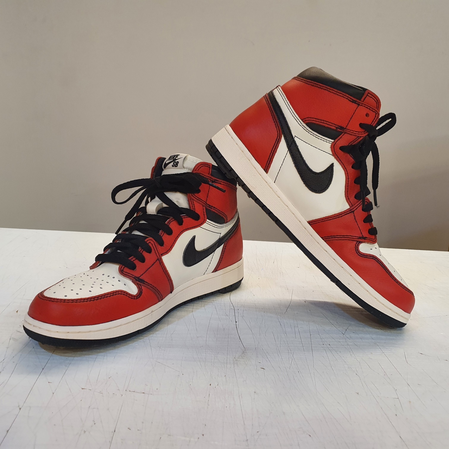 Jordan 1 Retro High OG Defiant SB LA to Chicago 착용 스타일