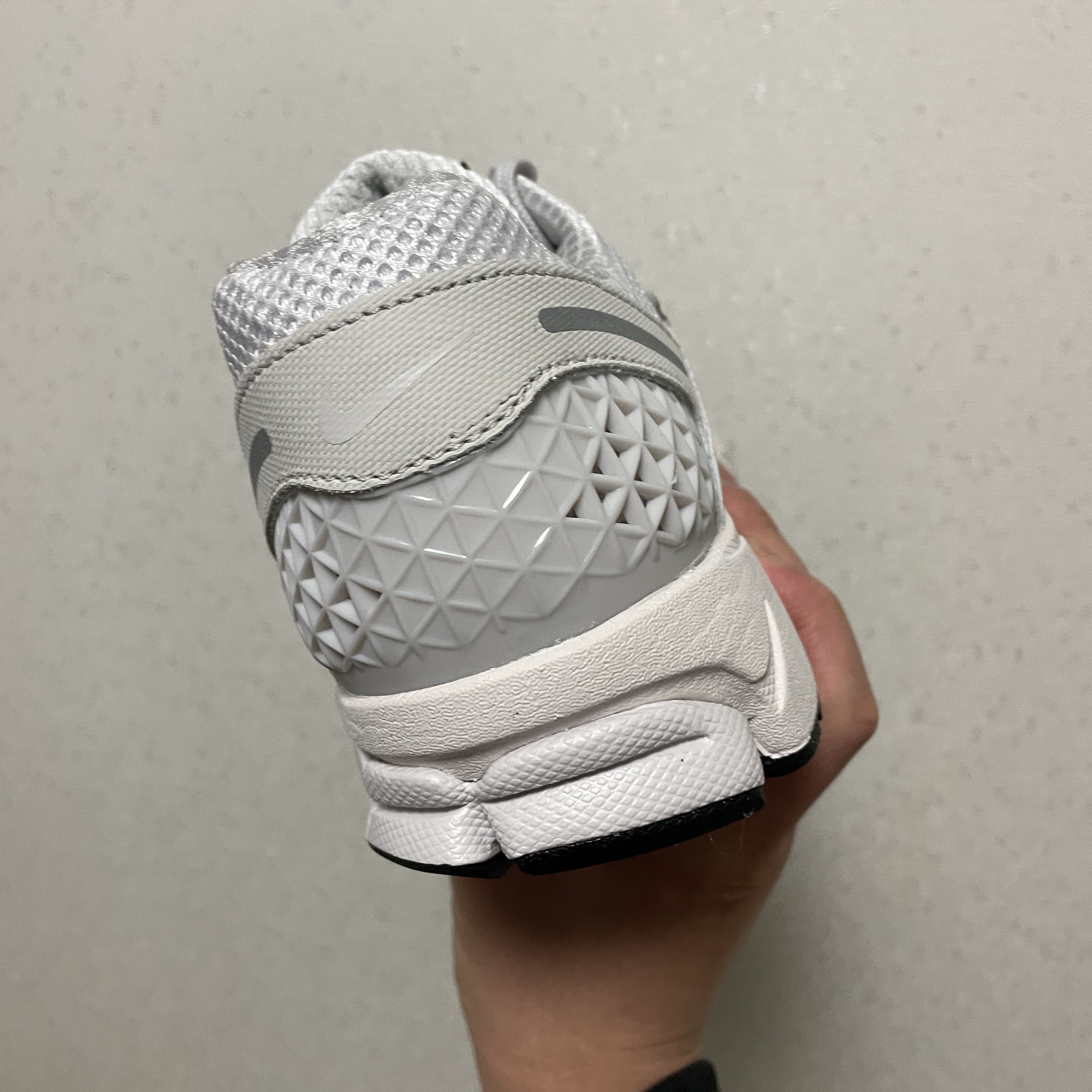 Nike Zoom Vomero 5 SP Vast Grey 2023 착용 스타일 - 3