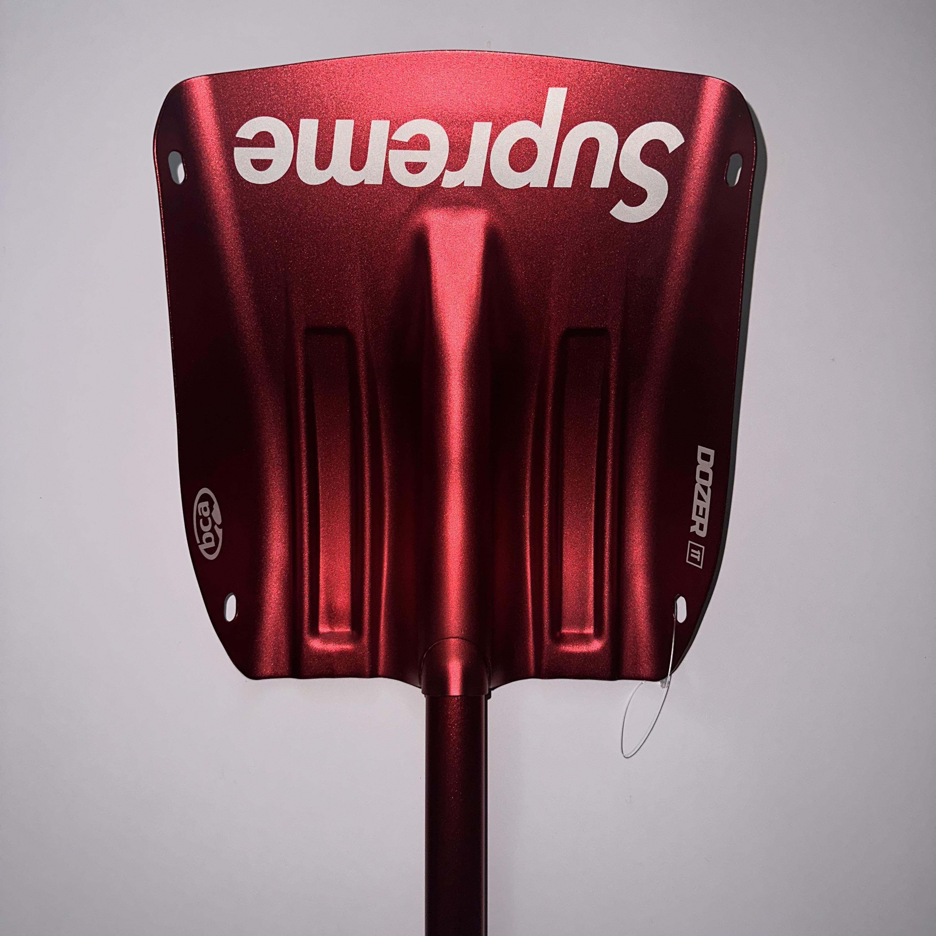 Supreme Backcountry Access Snow Shovel Red - 22FW 착용 스타일