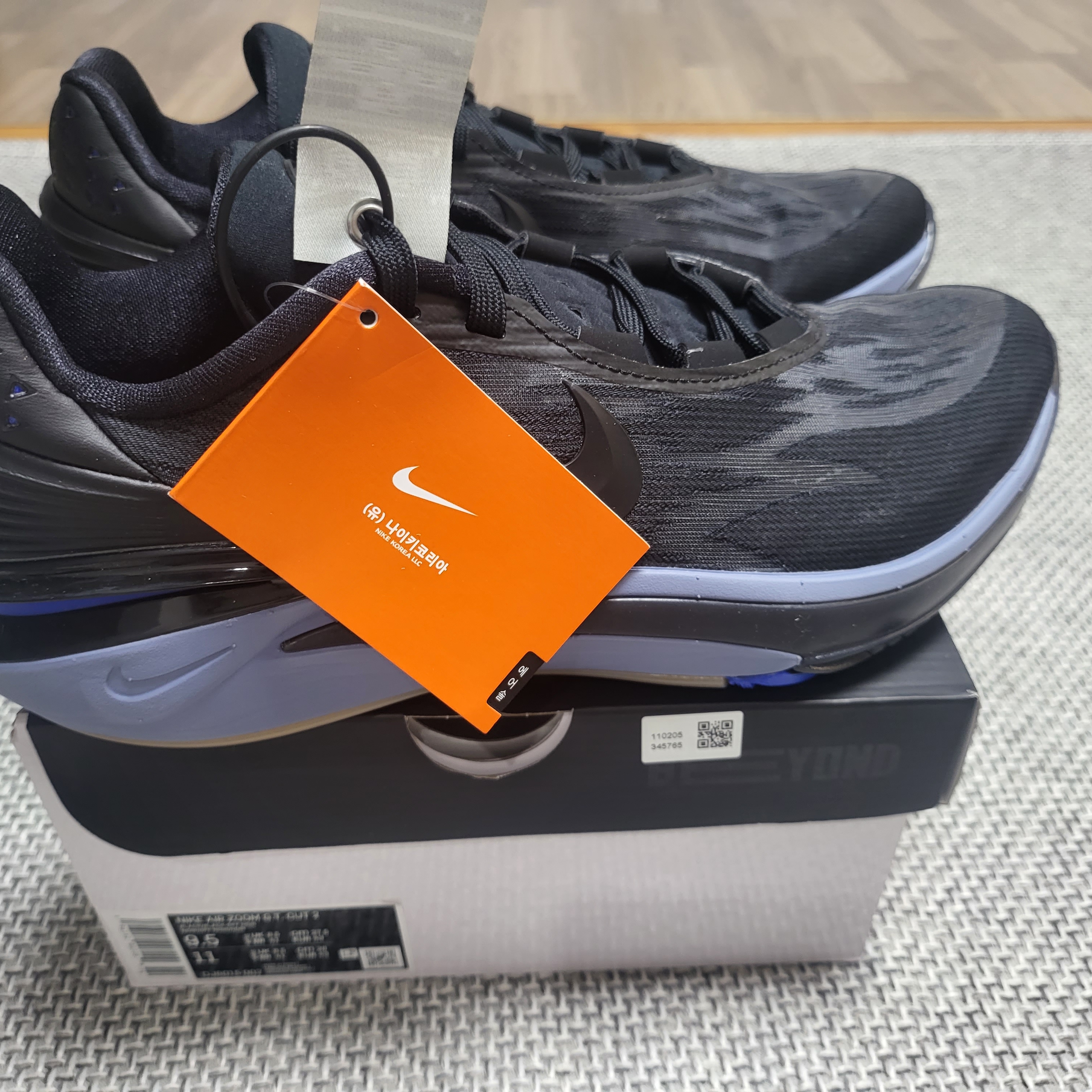 Nike Air Zoom GT Cut 2 Black Racer Blue 착용 스타일
