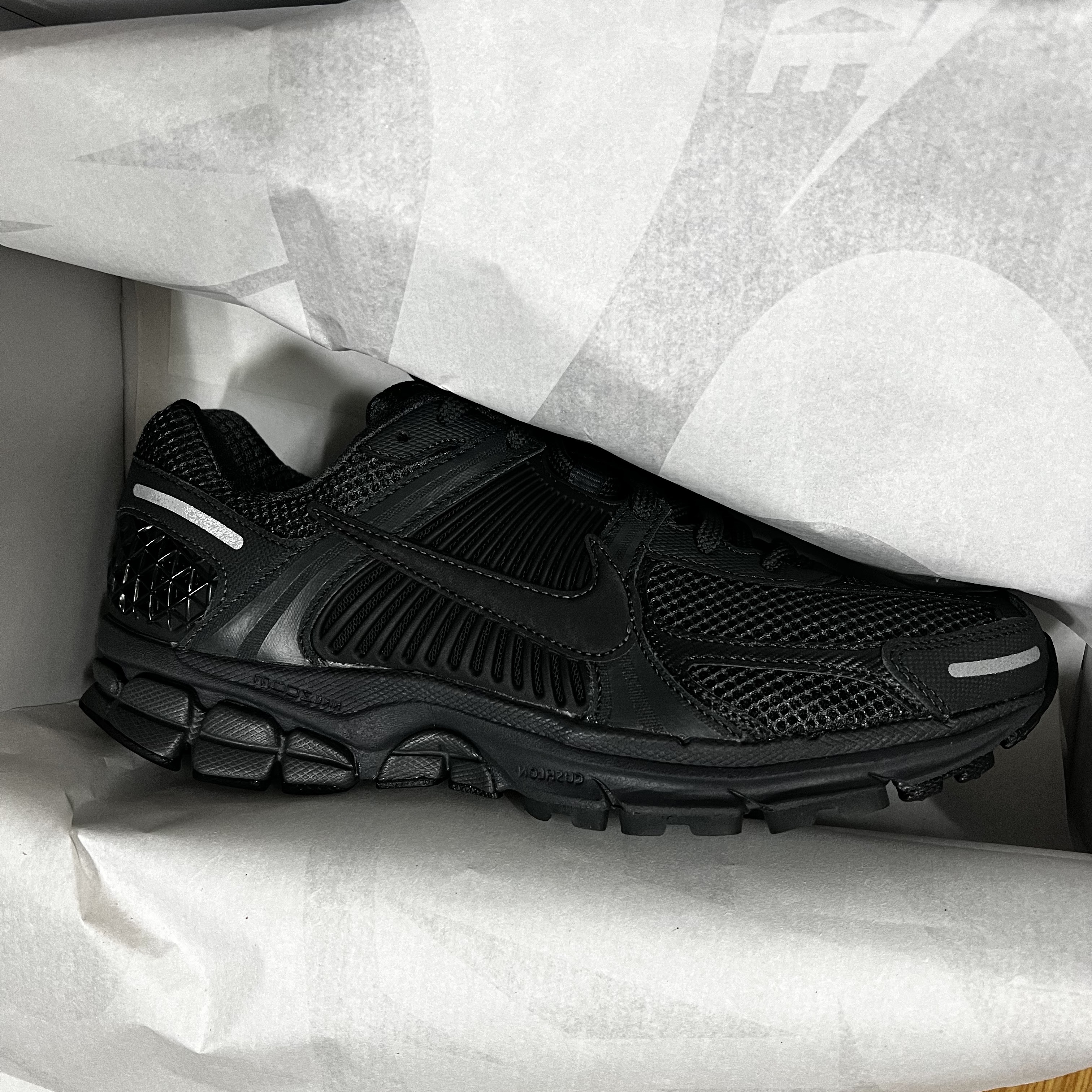 Nike Zoom Vomero 5 SP Anthracite 2023 착용 스타일