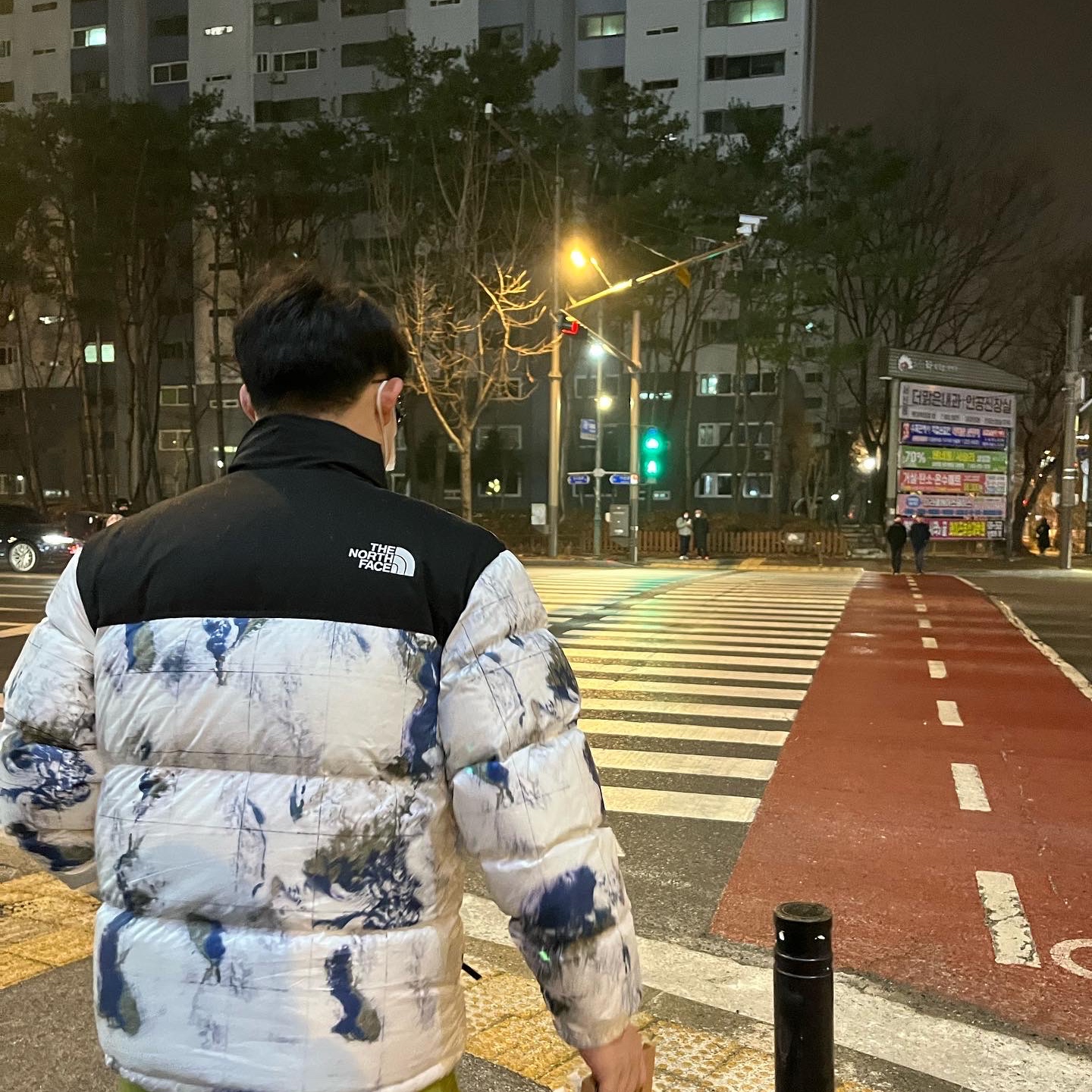 The North Face White Label Novelty Nuptse Down Jacket P White Sand 착용 스타일
