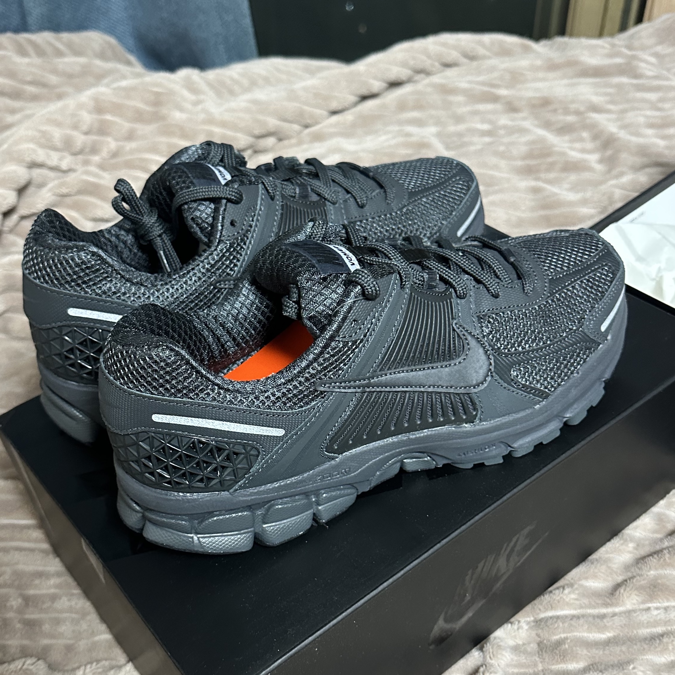 Nike Zoom Vomero 5 SP Anthracite 2023 착용 스타일