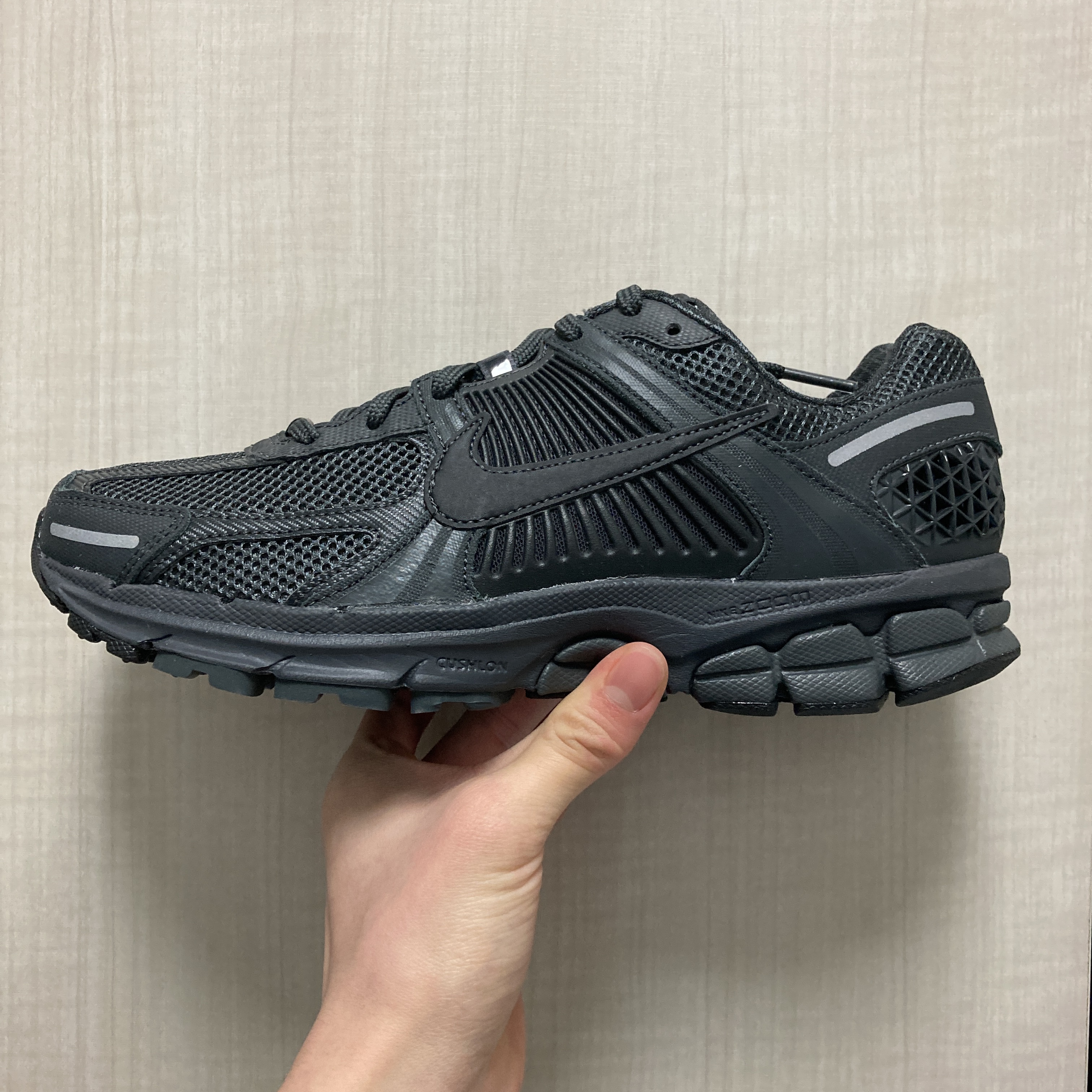 Nike Zoom Vomero 5 SP Anthracite 2023 착용 스타일