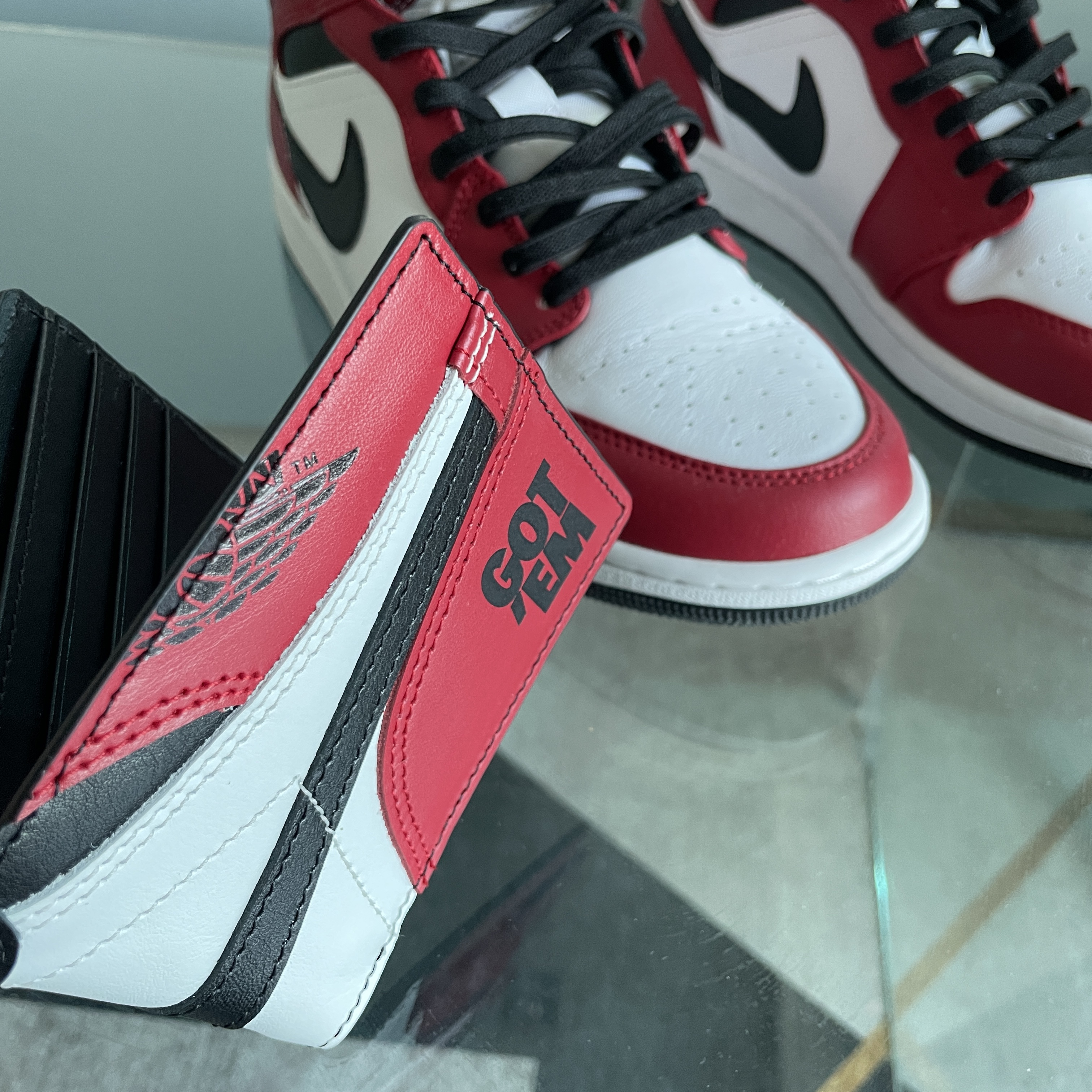 Jordan 1 Retro High OG Black Toe 2016, Jordan 1 Mid Chicago Black Toe 착용 스타일 - 3