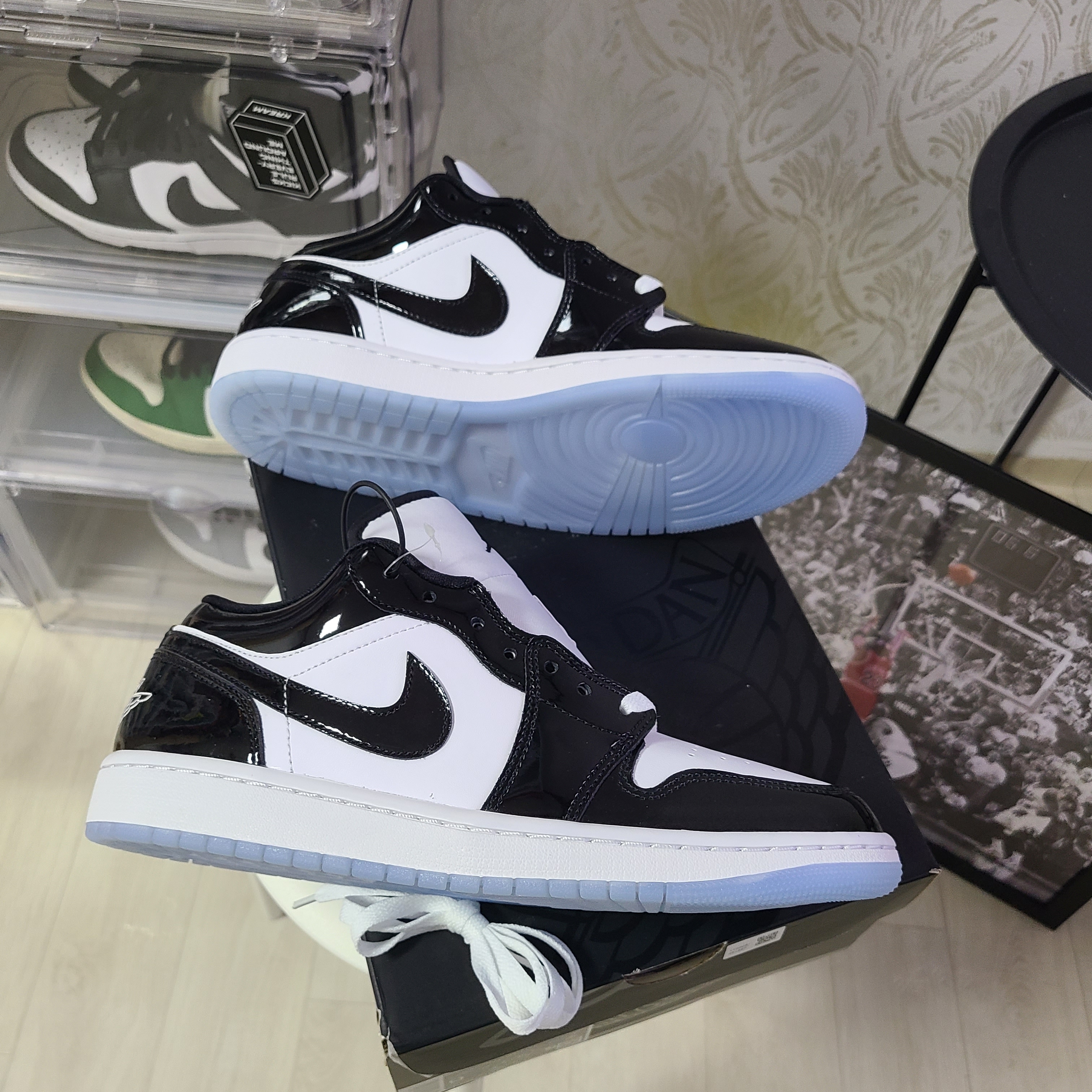 Jordan 1 Low SE Concord 착용 스타일 - 3