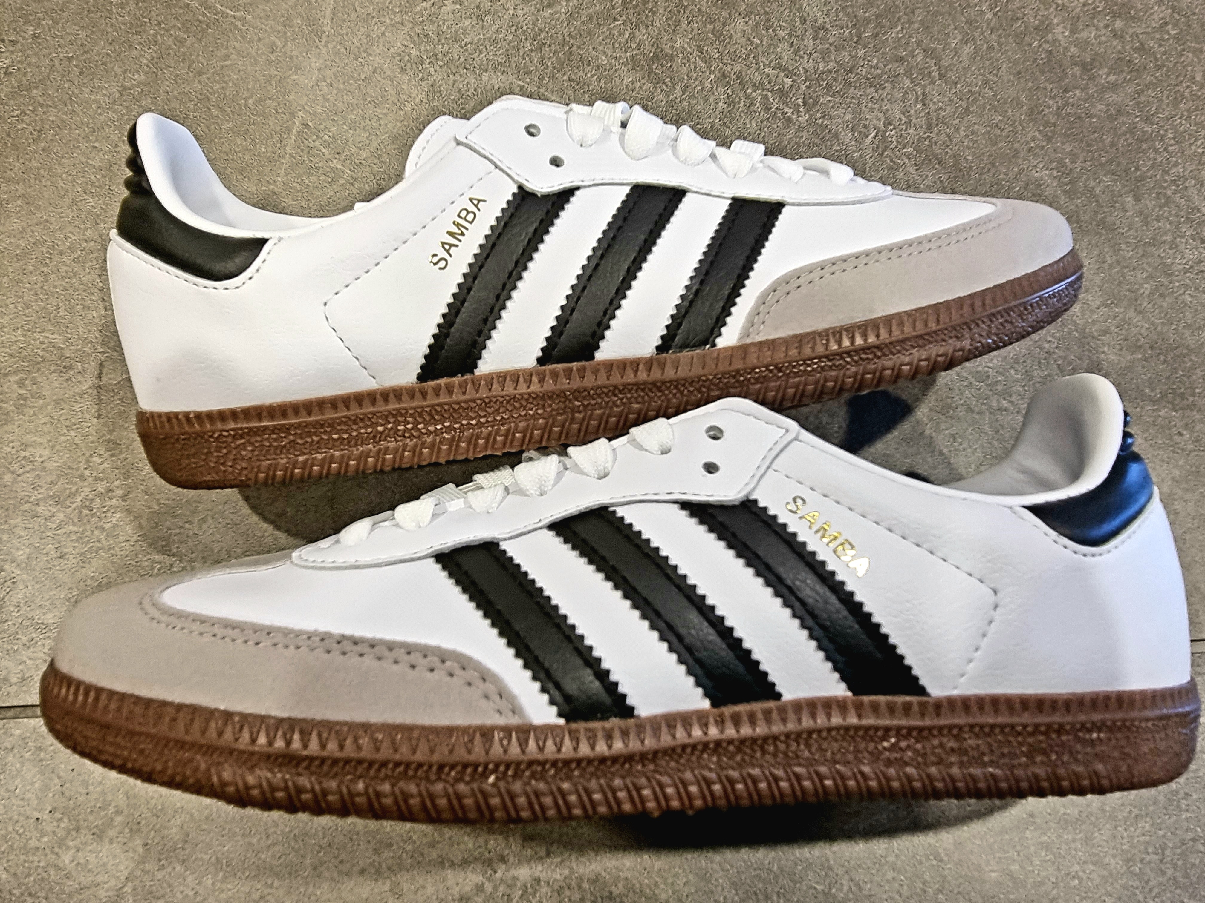 Adidas Samba Vegan White Black 착용 스타일 - 3