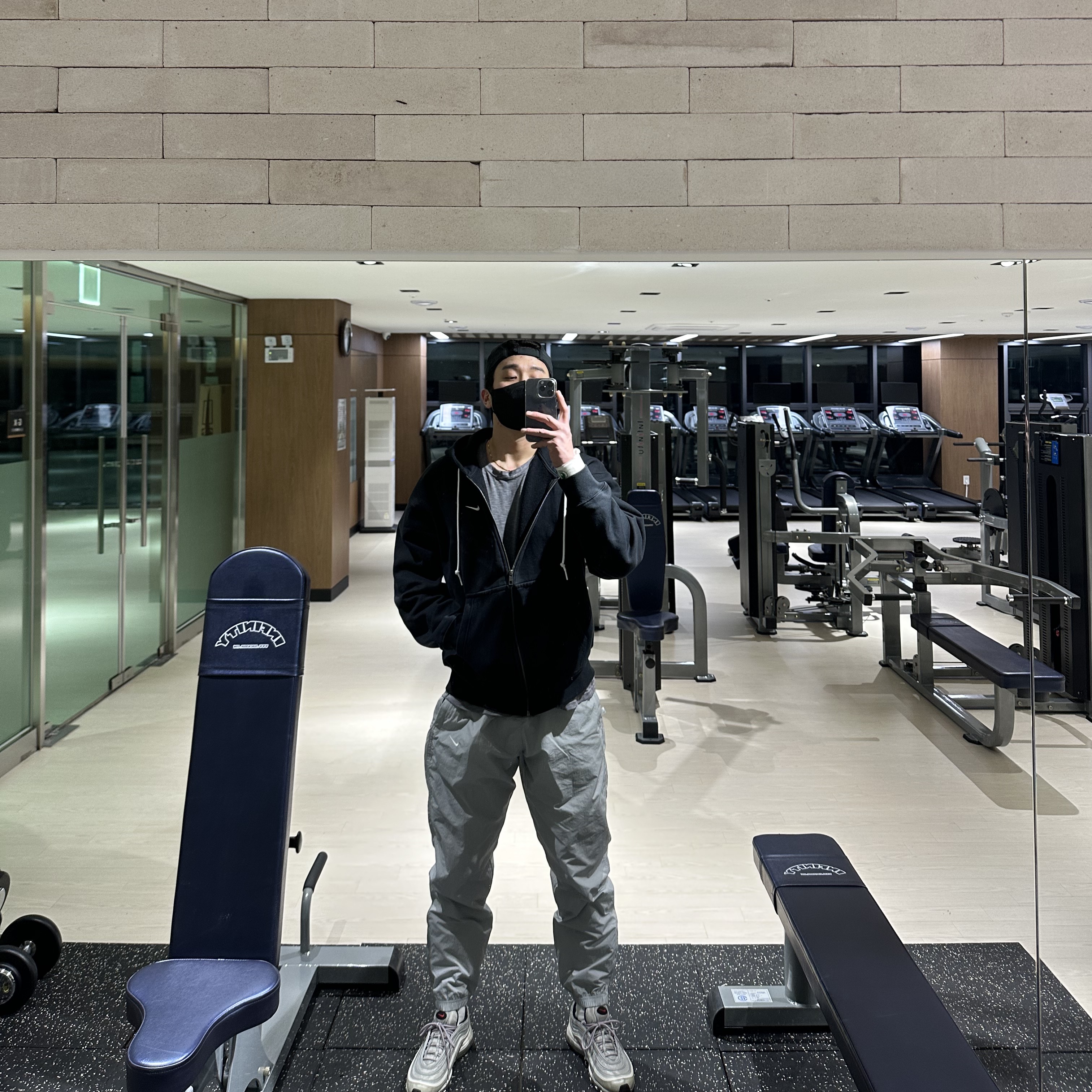 Nike NRG Solo Swoosh Full Zip Hoodie Black - Asia, Nike M NRG Track Pants Grey 착용 스타일