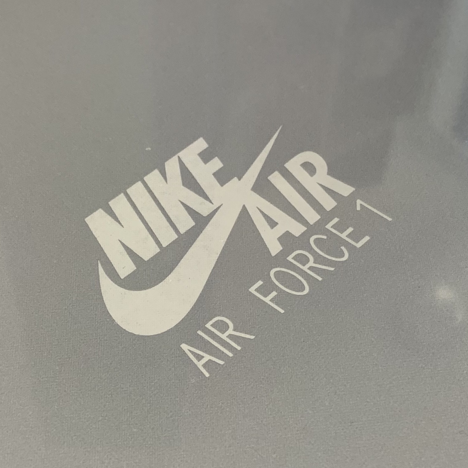 Nike Air Force 1 '07 White Wolf Grey 착용 스타일 - 2