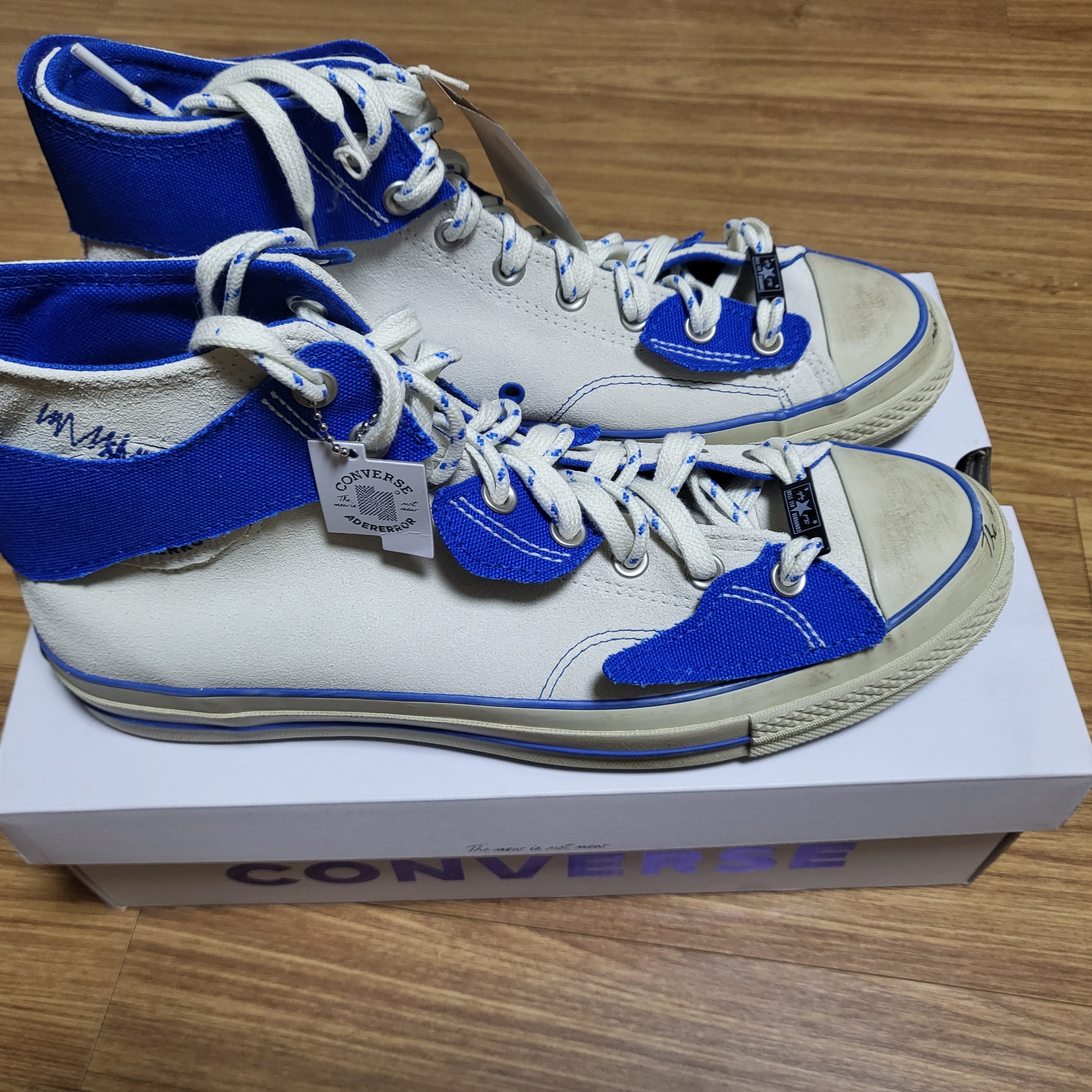 Converse x Ader Error Chuck 70 High White 착용 스타일 - 2