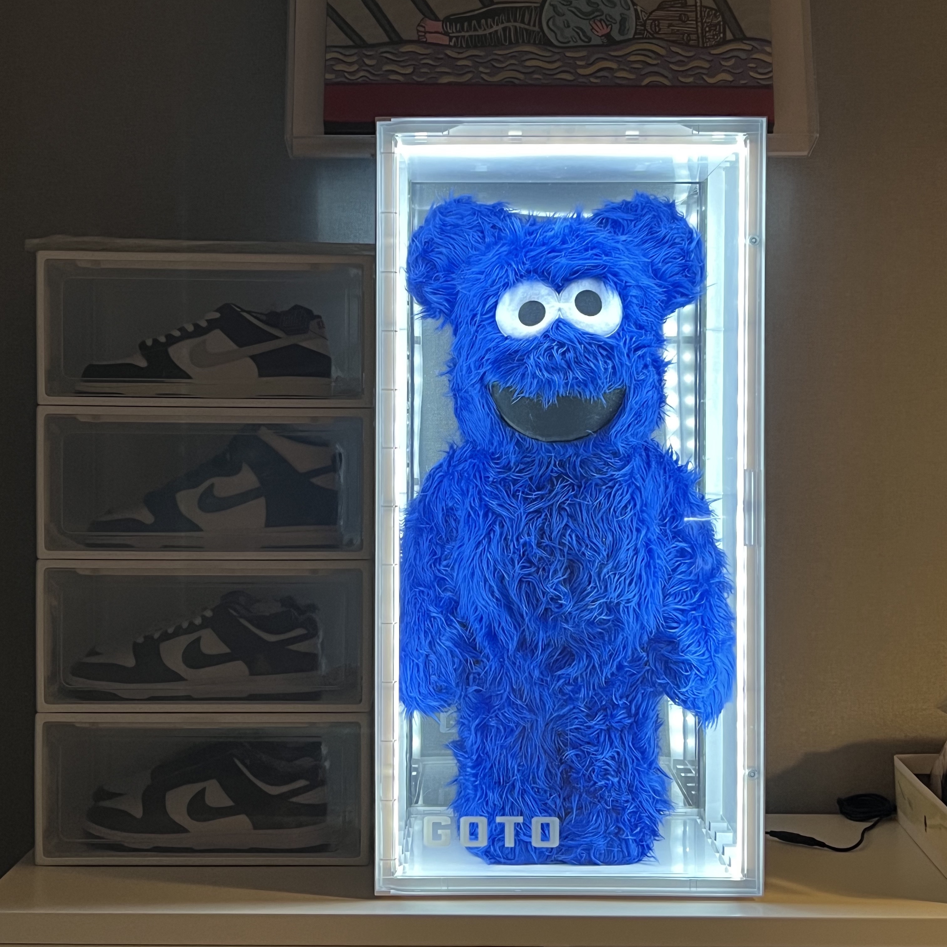 Bearbrick Sesame Street Cookie Monster Costume Ver. 1000% 착용 스타일