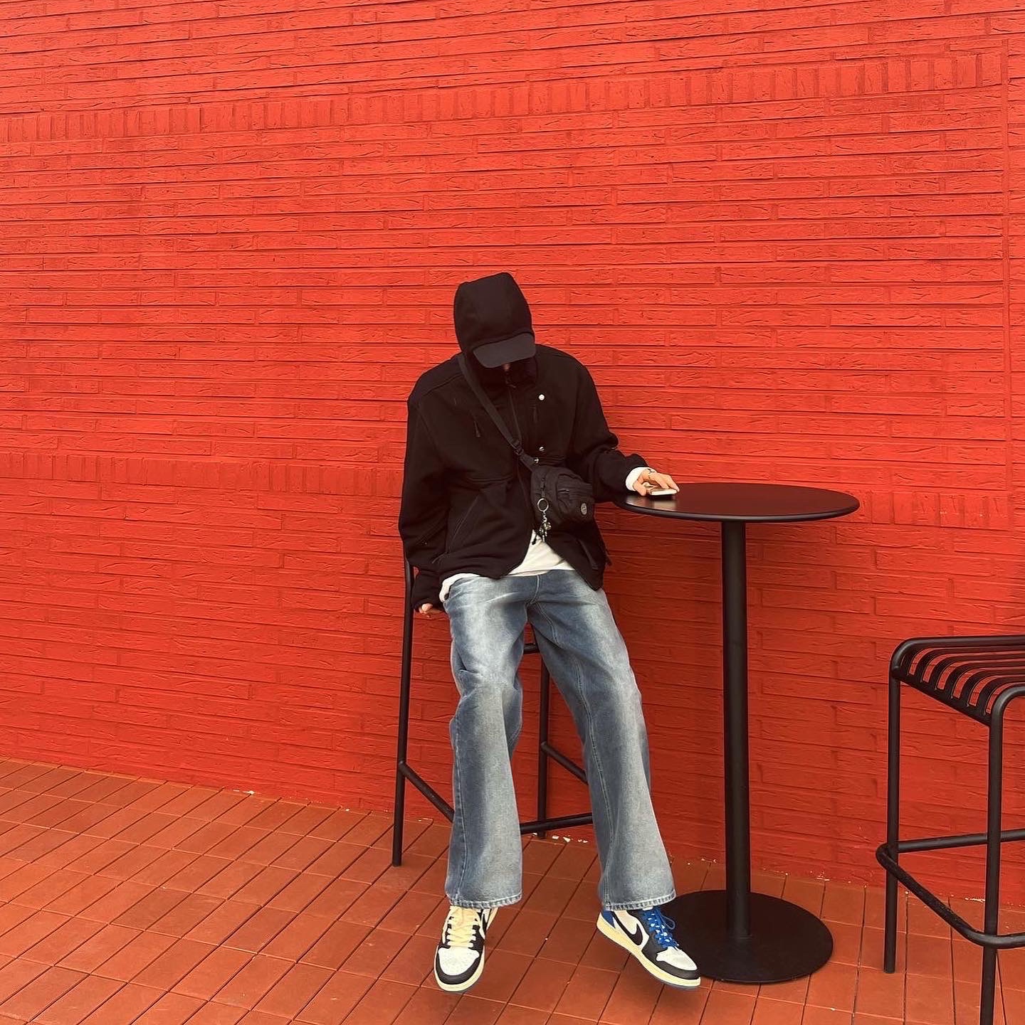 Undermycar Marshall Chest Pocket Balaclava Zip-Up Cariair - 22SS, Jordan 1 x Travis Scott x Fragment Retro Low OG SP Military Blue 착용 스타일 - 3