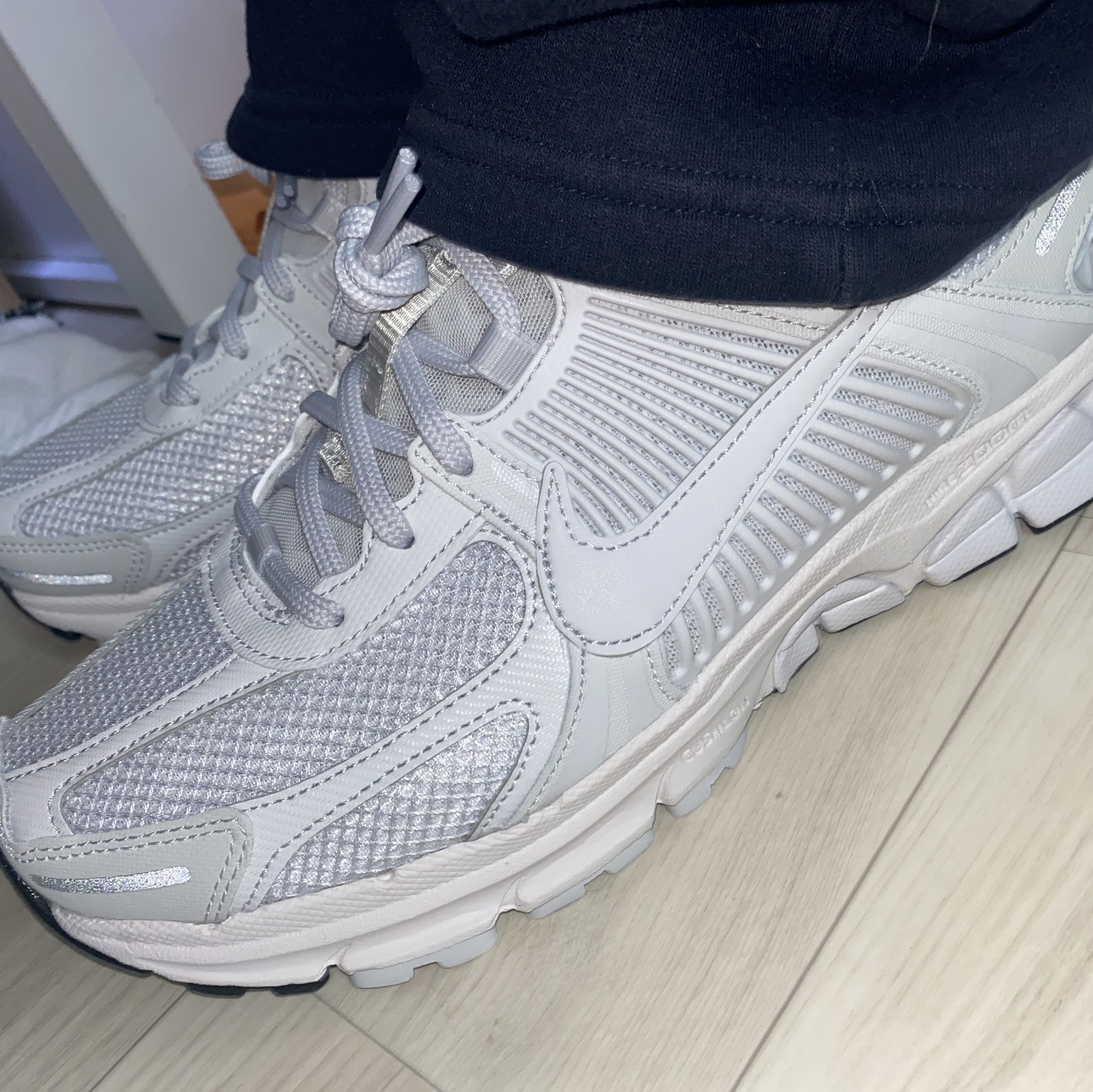 Nike Zoom Vomero 5 SP Vast Grey 2023 착용 스타일
