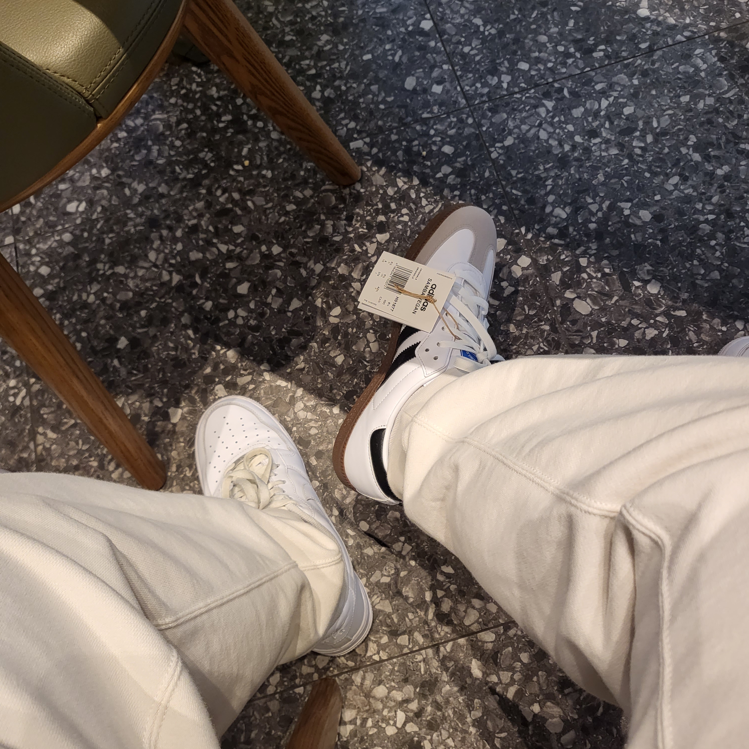 Adidas Samba Vegan White Black 착용 스타일