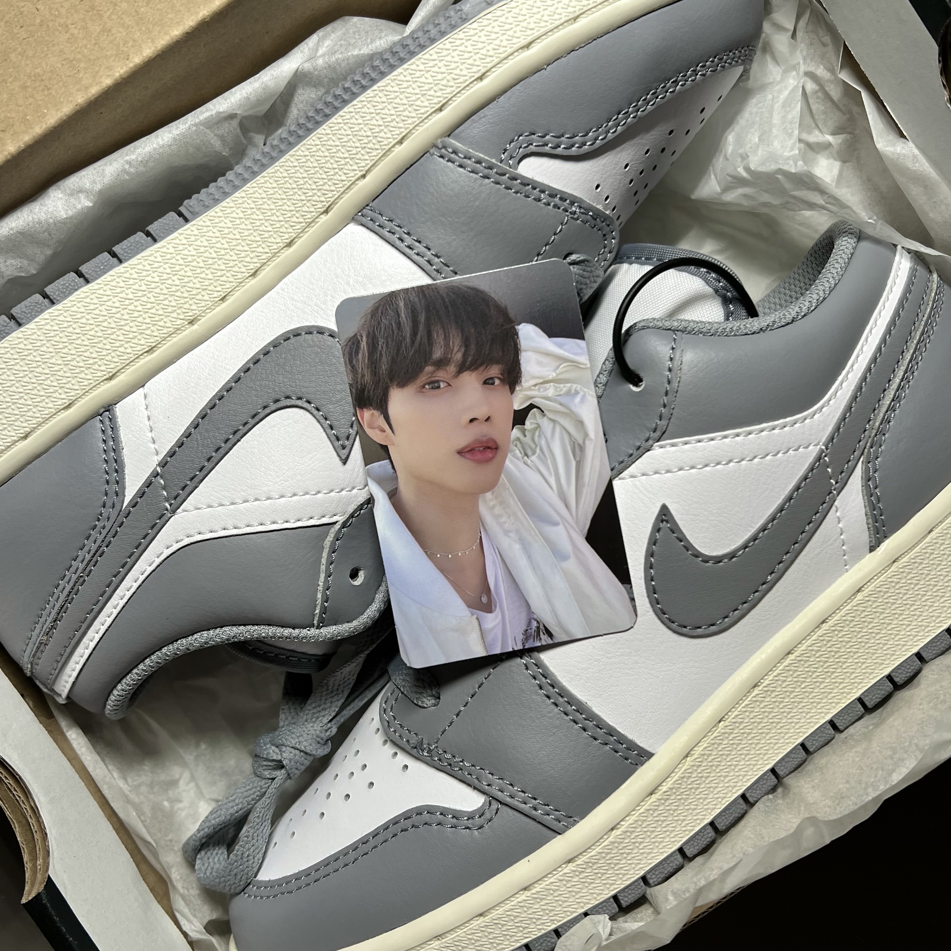 (GS) Jordan 1 Low Stealth and White 착용 스타일