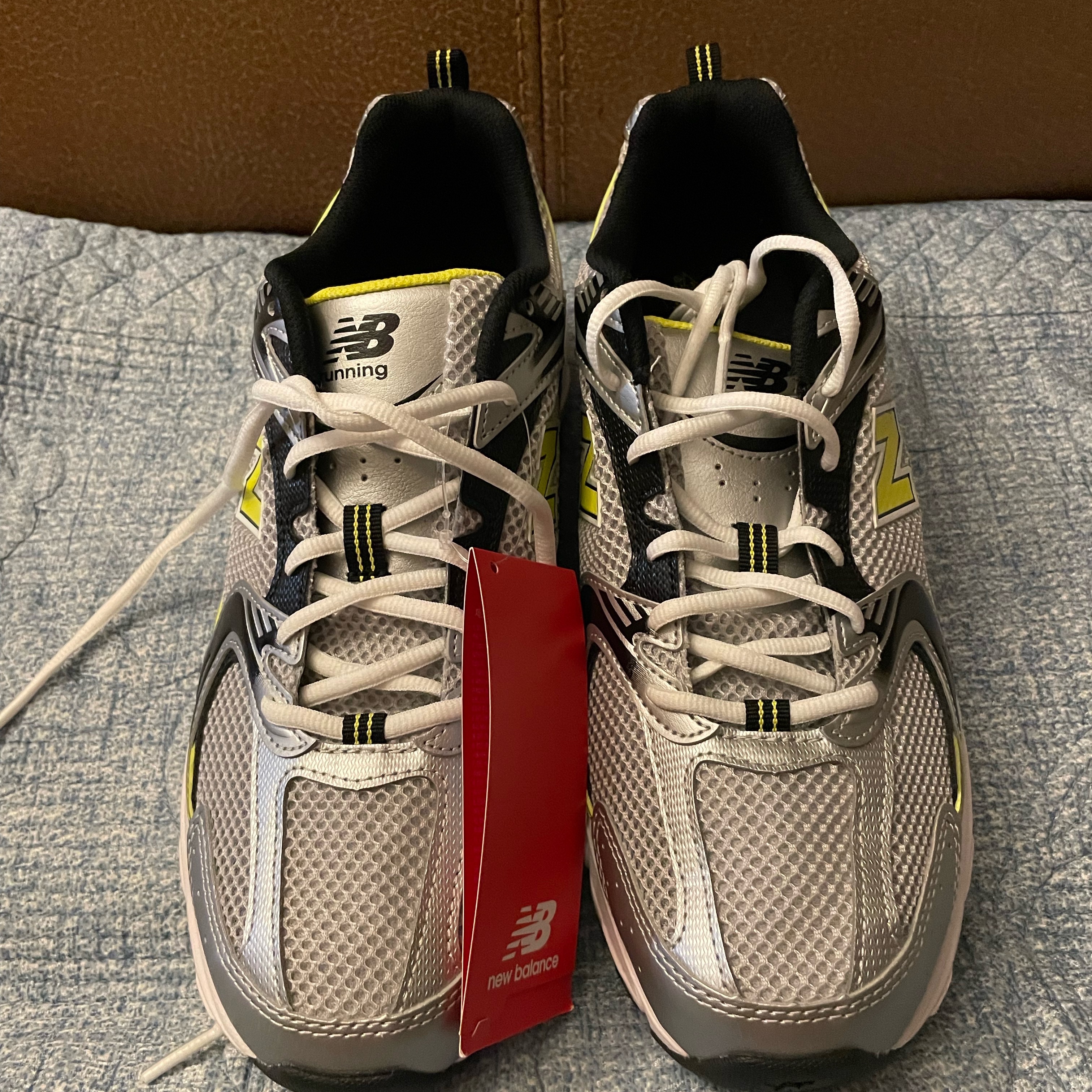 New Balance 530 Silver 착용 스타일