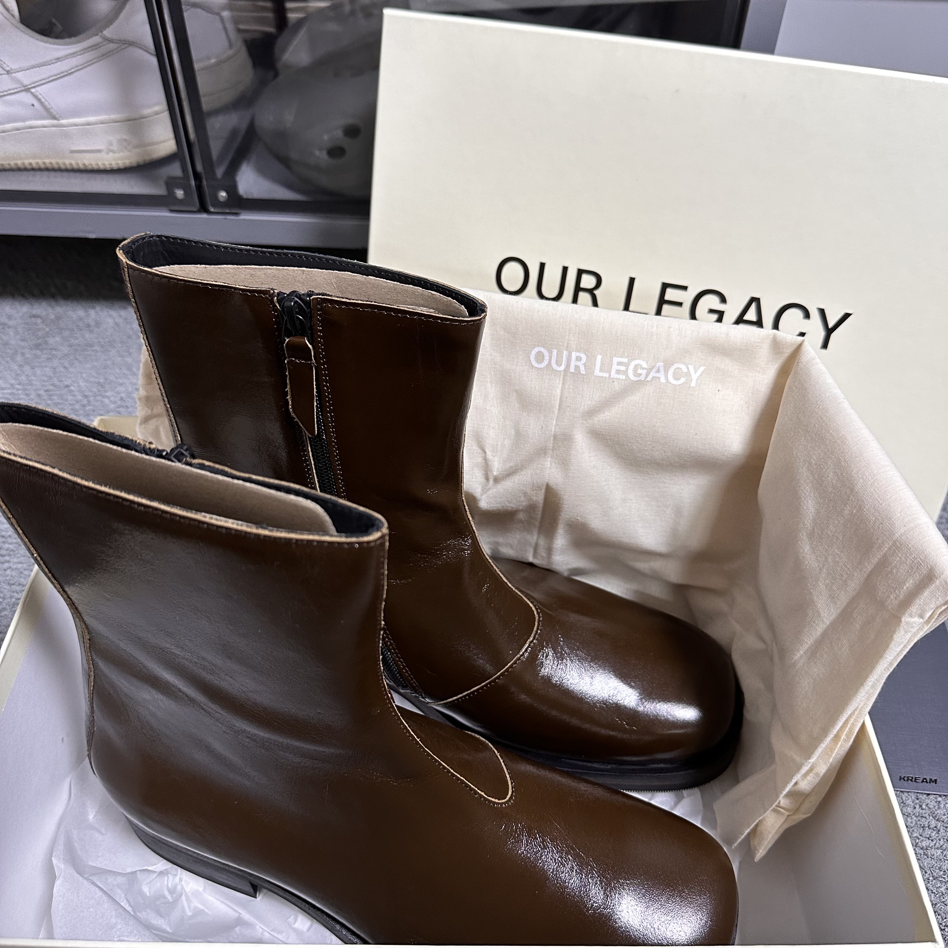 Our Legacy Camion Boot Olive Leather 착용 스타일 - 3