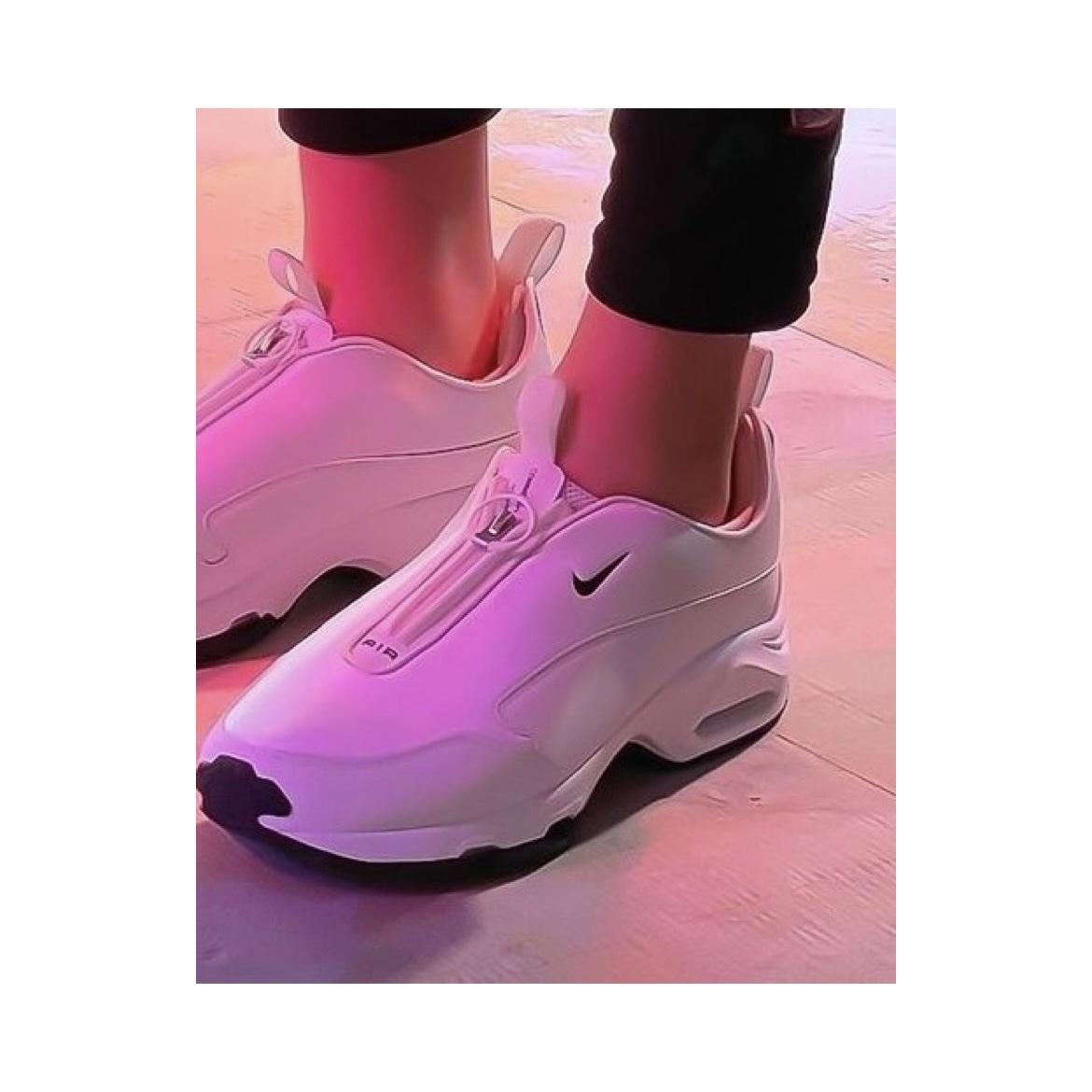 Nike x Comme des Garcons Homme Plus Air Max Sunder SP White Black, Nike x Comme des Garcons Homme Plus Air Max Sunder SP Black 착용 스타일 - 5